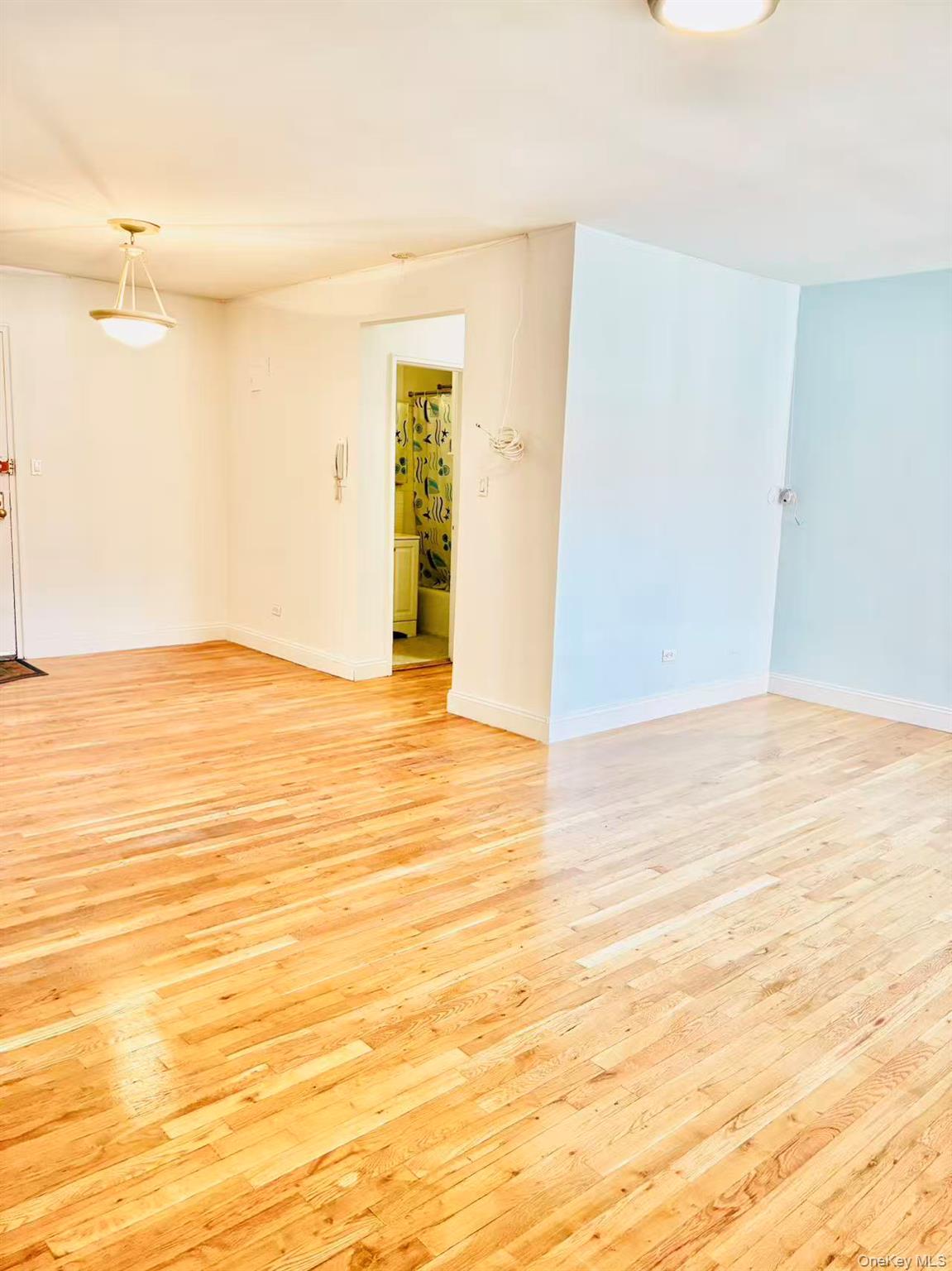 #3 photo, 144-30 Sanford Avenue, Flushing , NY 11355