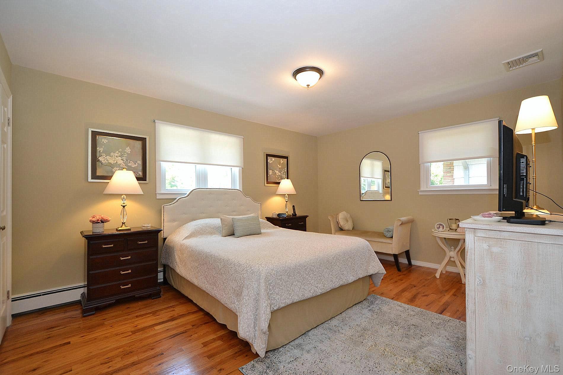 #8 photo, 137 Iceland Drive, 롱 아일랜드 South Huntington , NY 11746