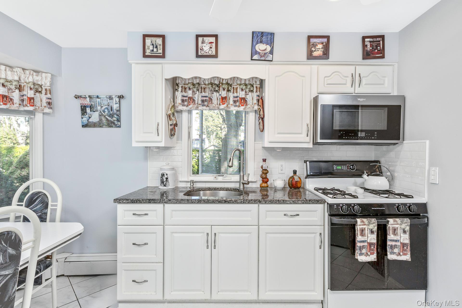 #14 photo, 437 Peconic Street, Ronkonkoma , NY 11779