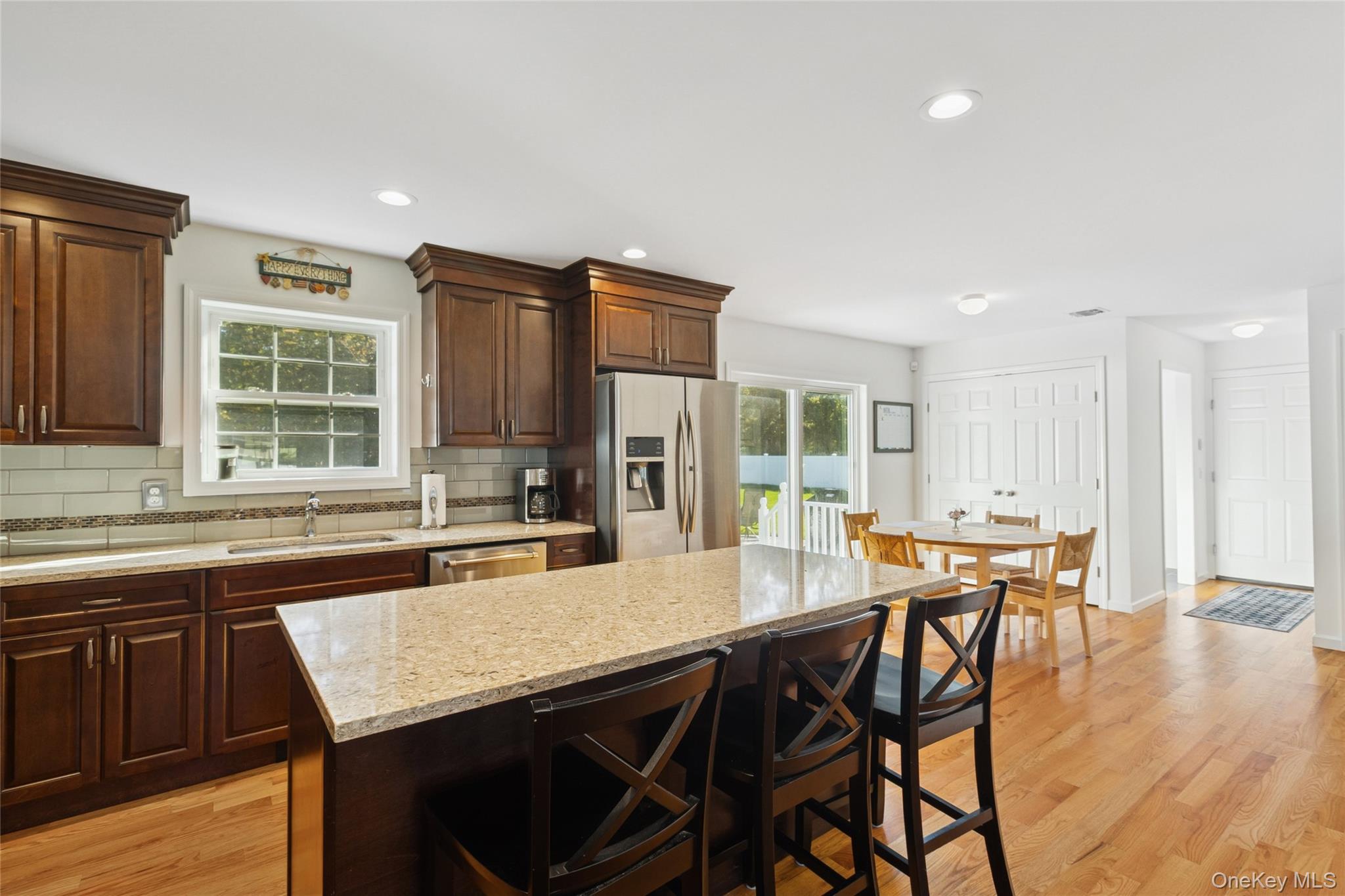 #13 photo, 16 Mastro Court, サフォーク郡 Baiting Hollow , NY 11933