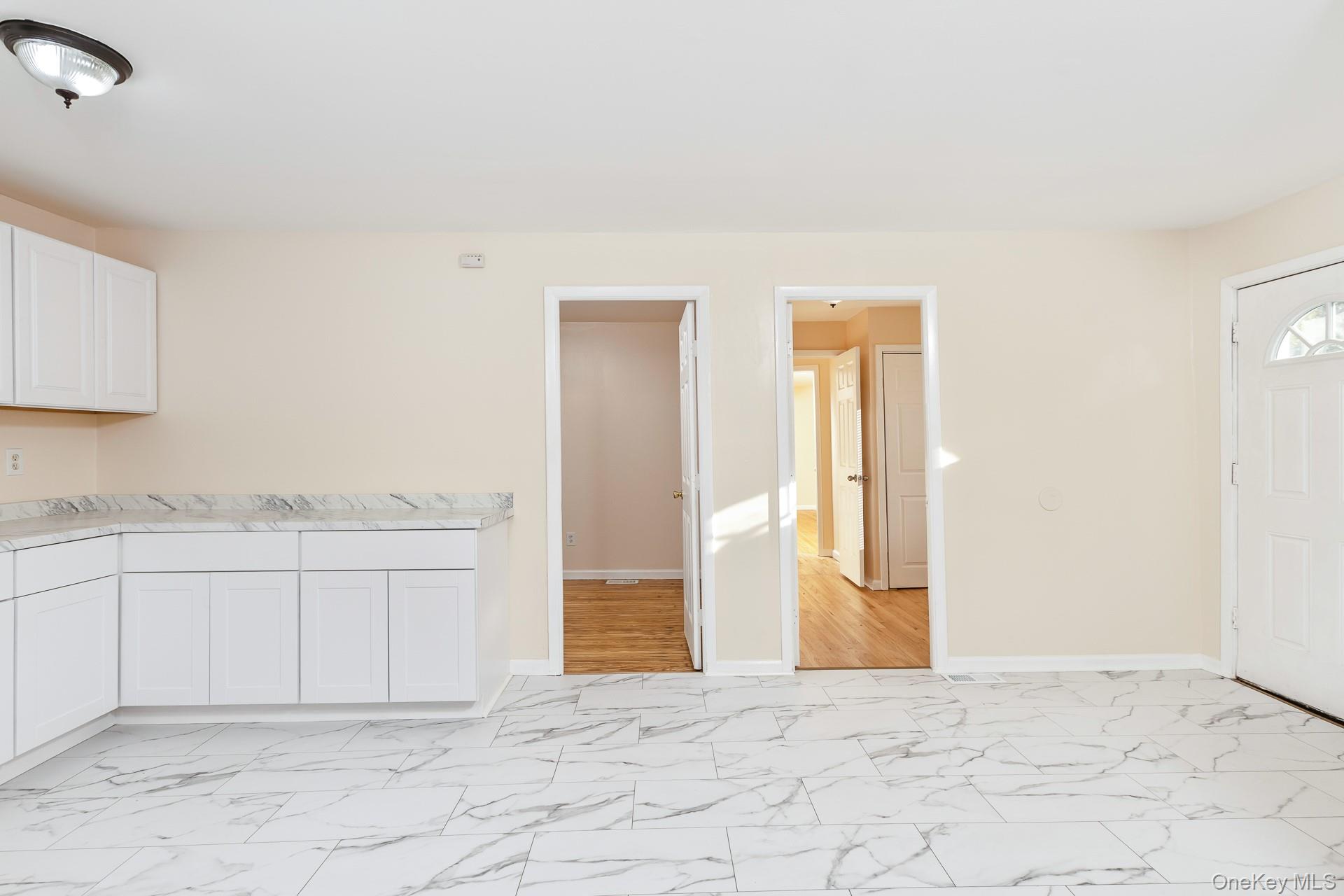 #13 photo, 860 Flanders Road, サフォーク郡 Flanders , NY 11901