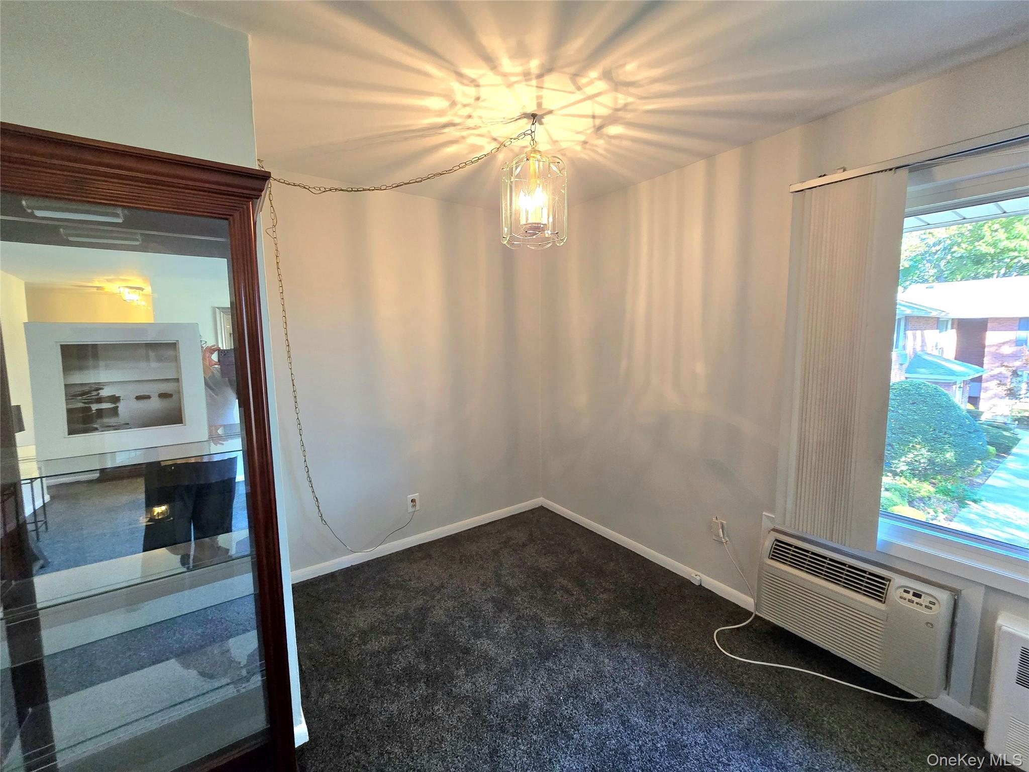 #6 photo, 111 Edmunton Drive, North Babylon , NY 11703