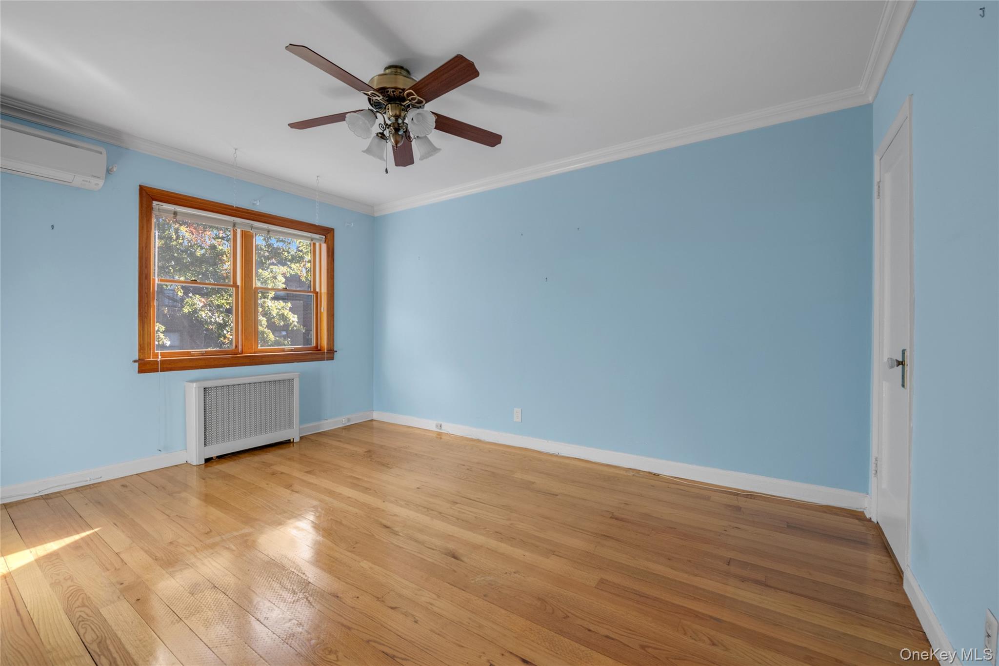 #10 photo, 4713 215th Street, Bayside , NY 11361