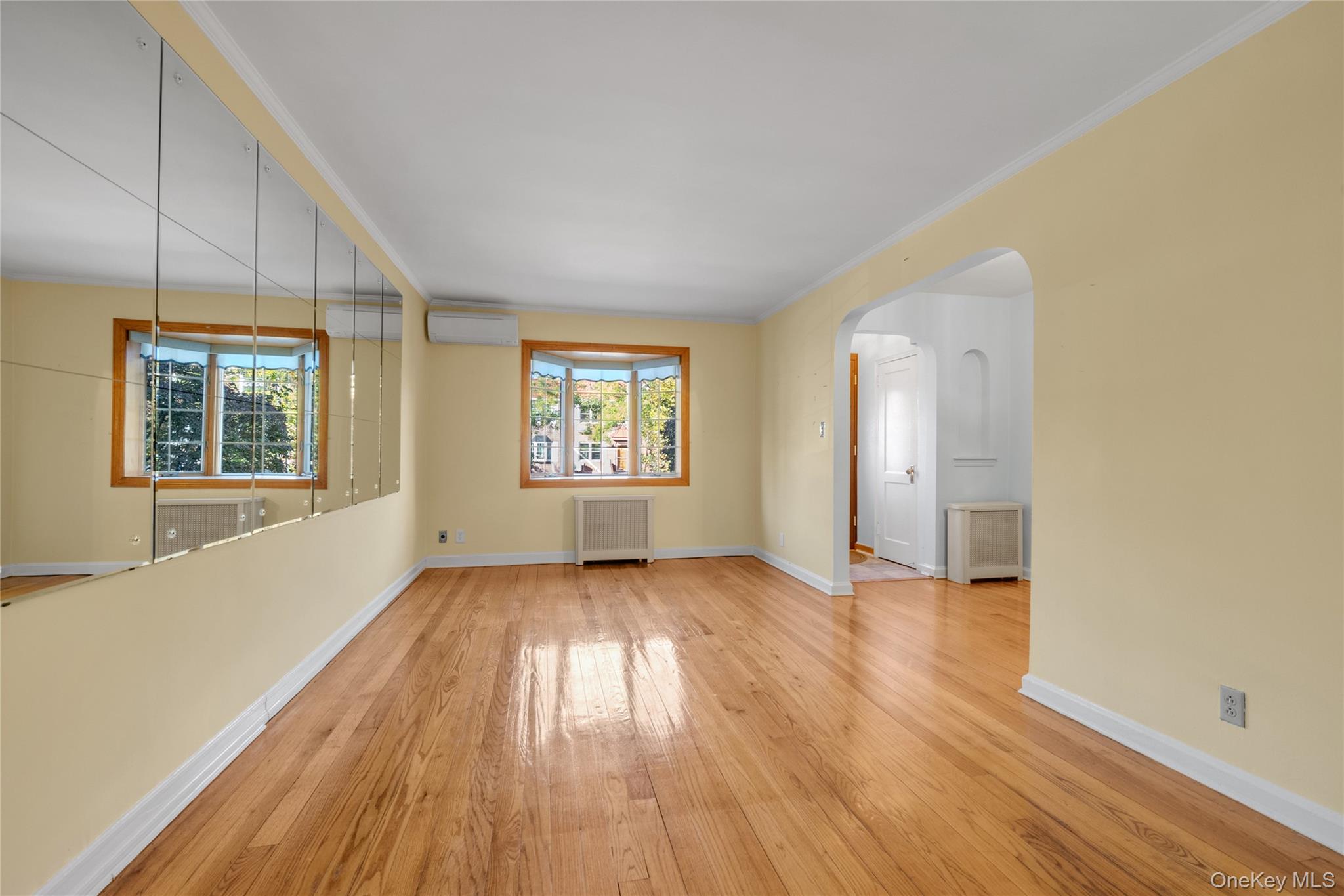 #4 photo, 4713 215th Street, Bayside , NY 11361