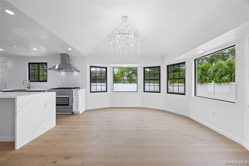 #15 photo, 26 Roseanne Drive, ナッソー郡 Woodbury , NY 11797