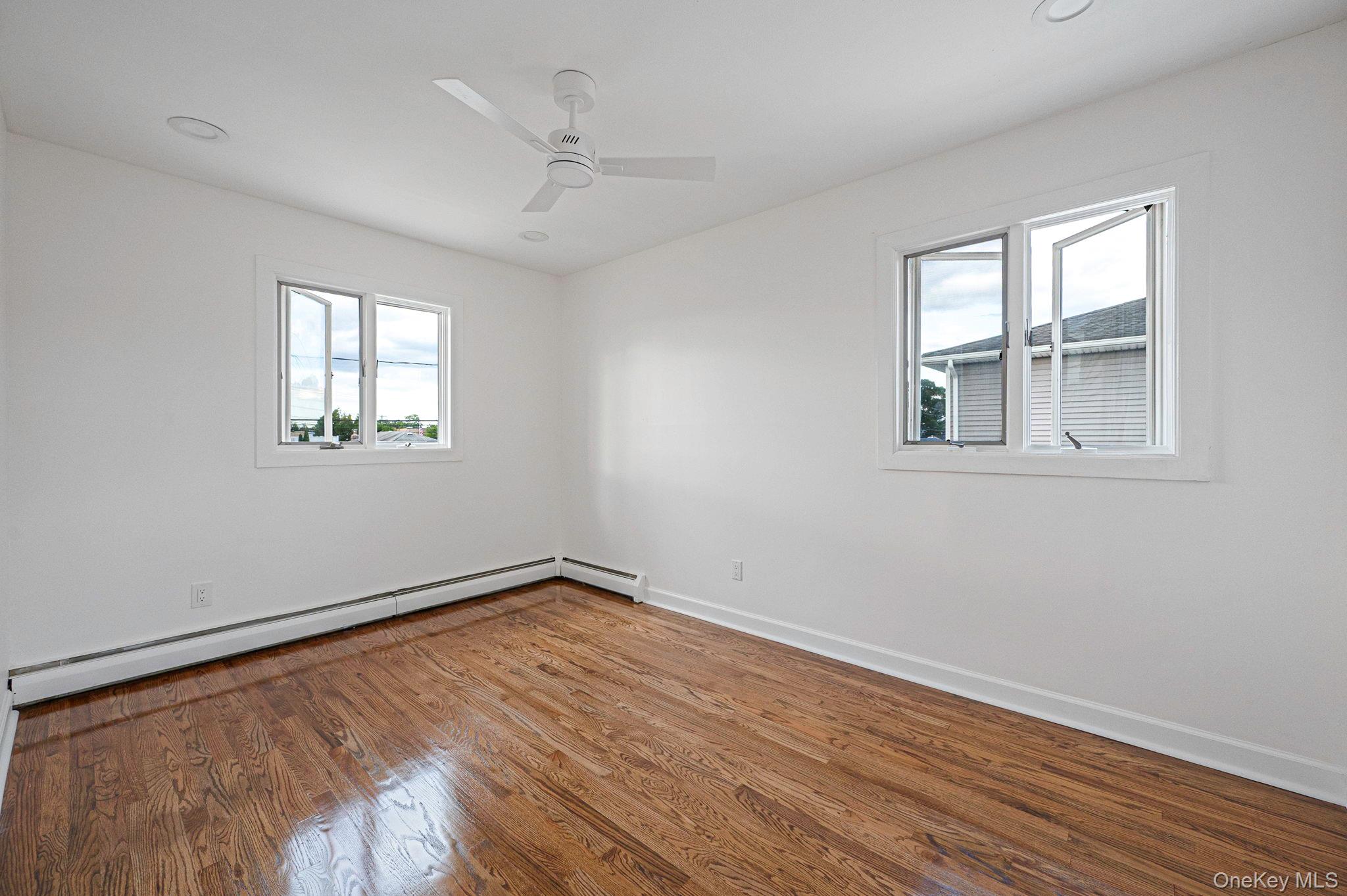 #18 photo, 76 Hamilton Avenue, Massapequa , NY 11758