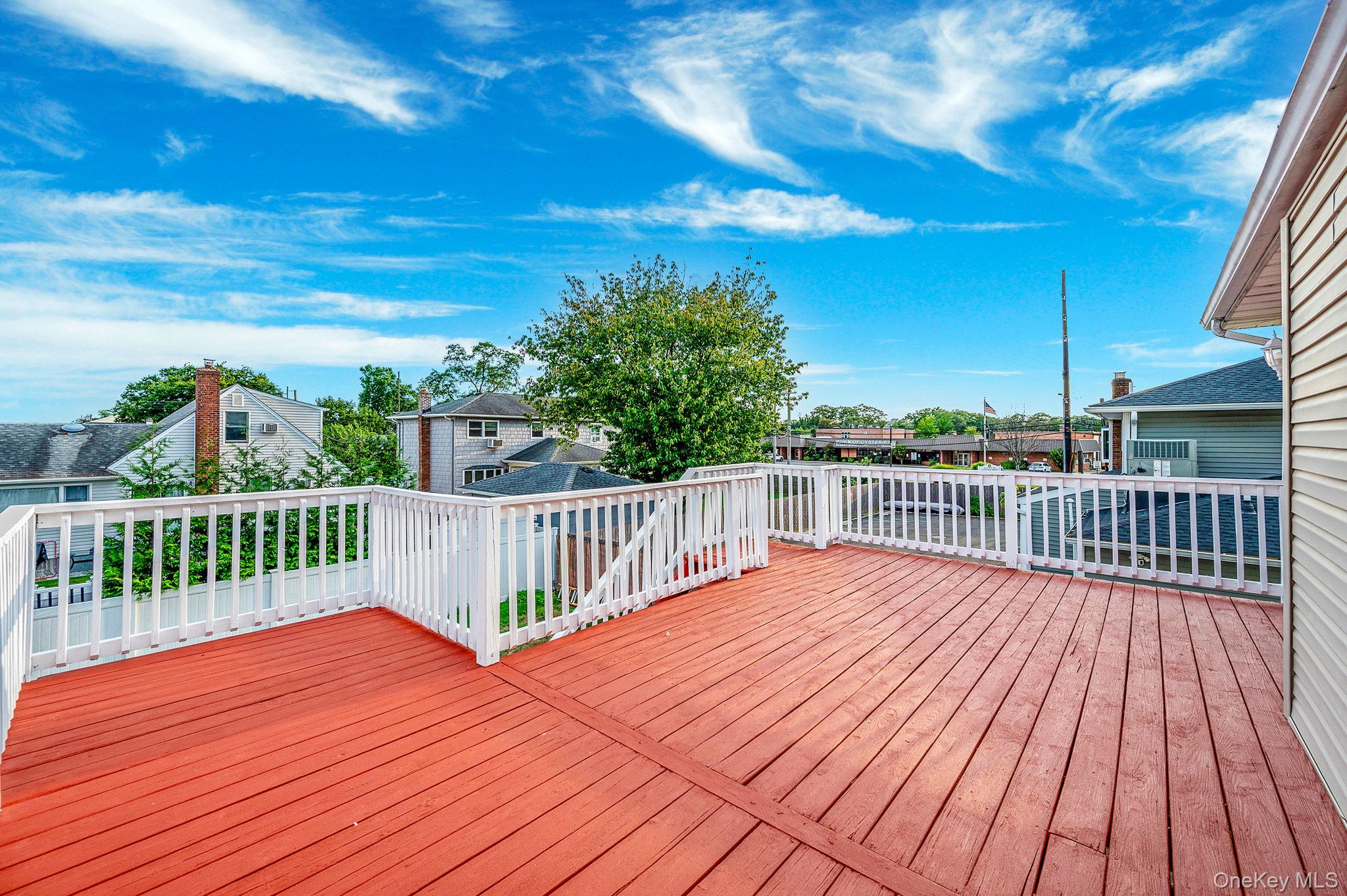 #8 photo, 76 Hamilton Avenue, Massapequa , NY 11758