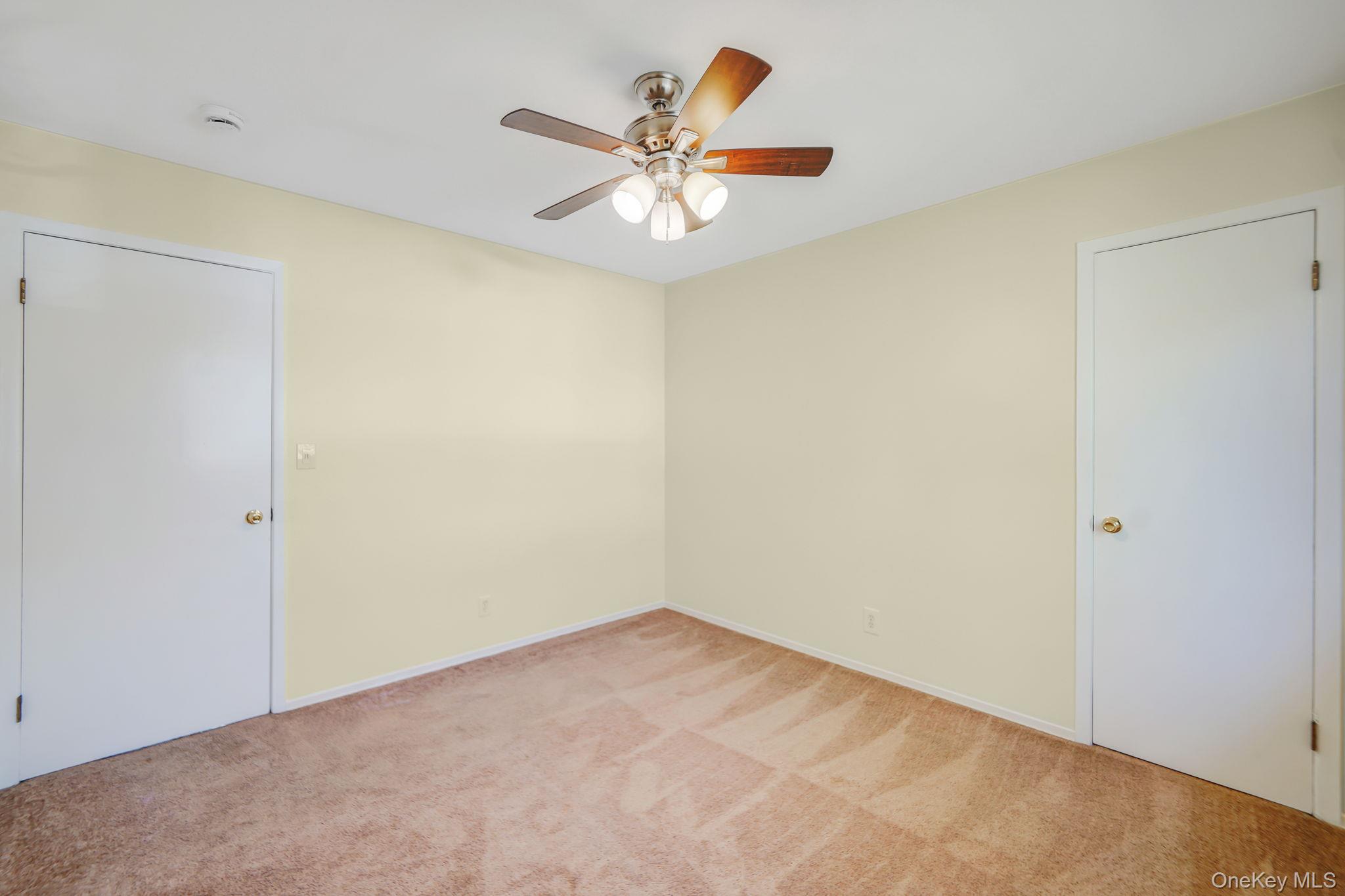 #19 photo, 38 Nassau Street, サフォーク郡 Islip Terrace , NY 11752