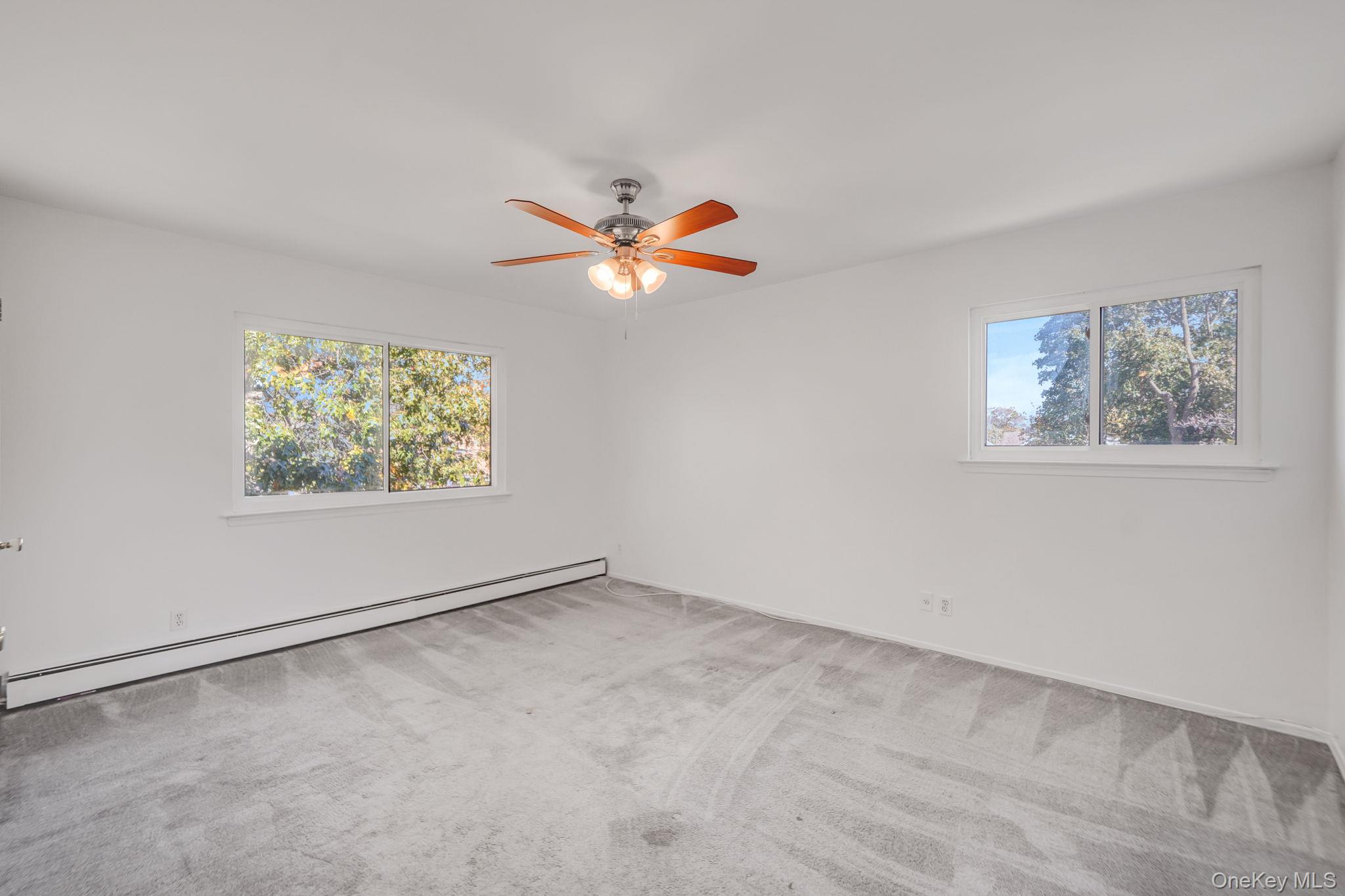 #20 photo, 38 Nassau Street, サフォーク郡 Islip Terrace , NY 11752