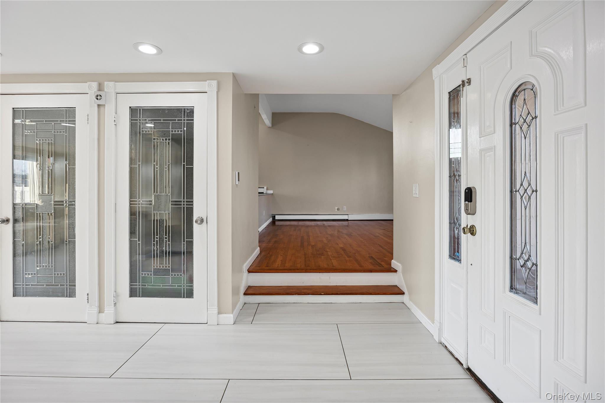 #6 photo, 3066 Ann Street, Baldwin Harbor , NY 11510