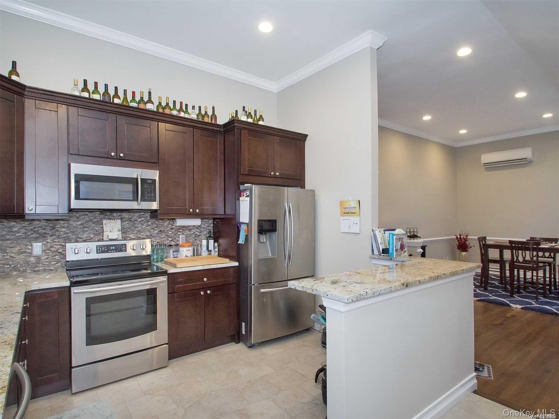 #4 photo, 11 Pratt Street, サフォーク郡 West Babylon , NY 11704