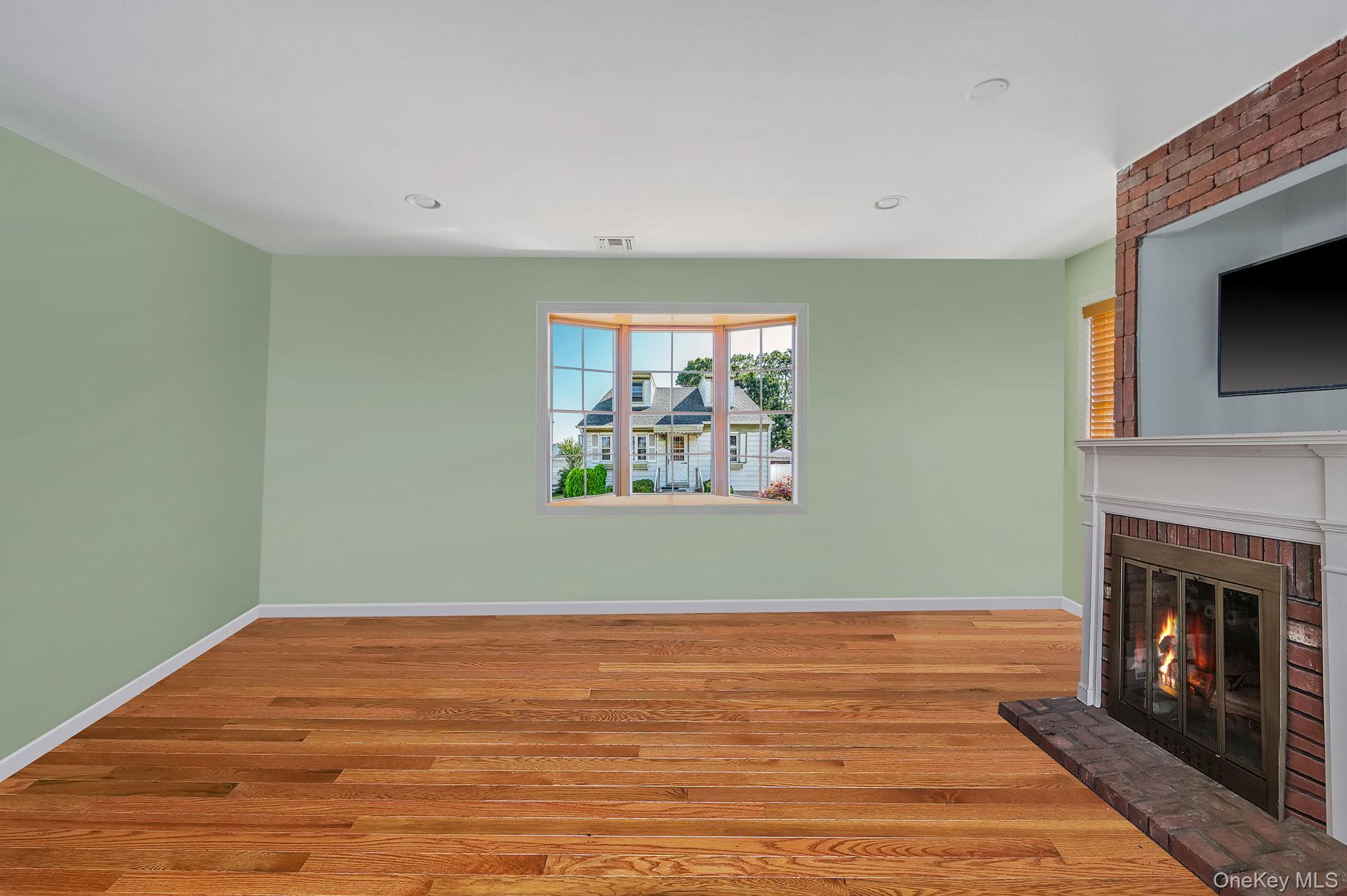 #16 photo, 115-82 237th Street, Elmont , NY 11003