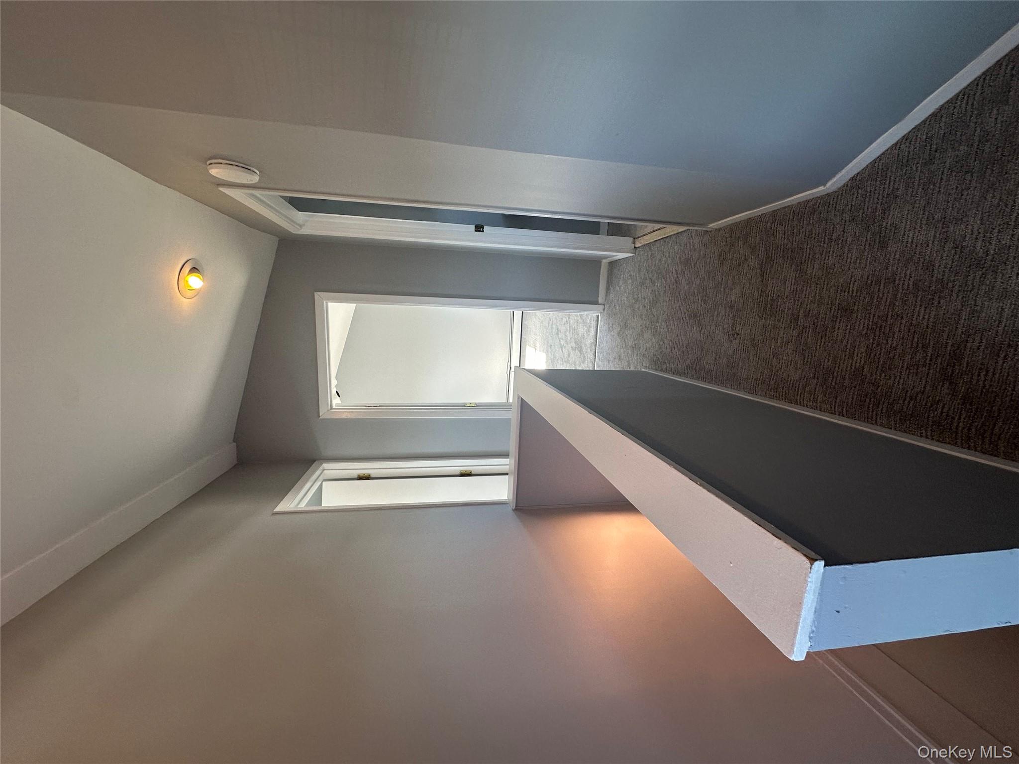 #17 photo, 32 McKinley Avenue, サフォーク郡 Lindenhurst , NY 11757