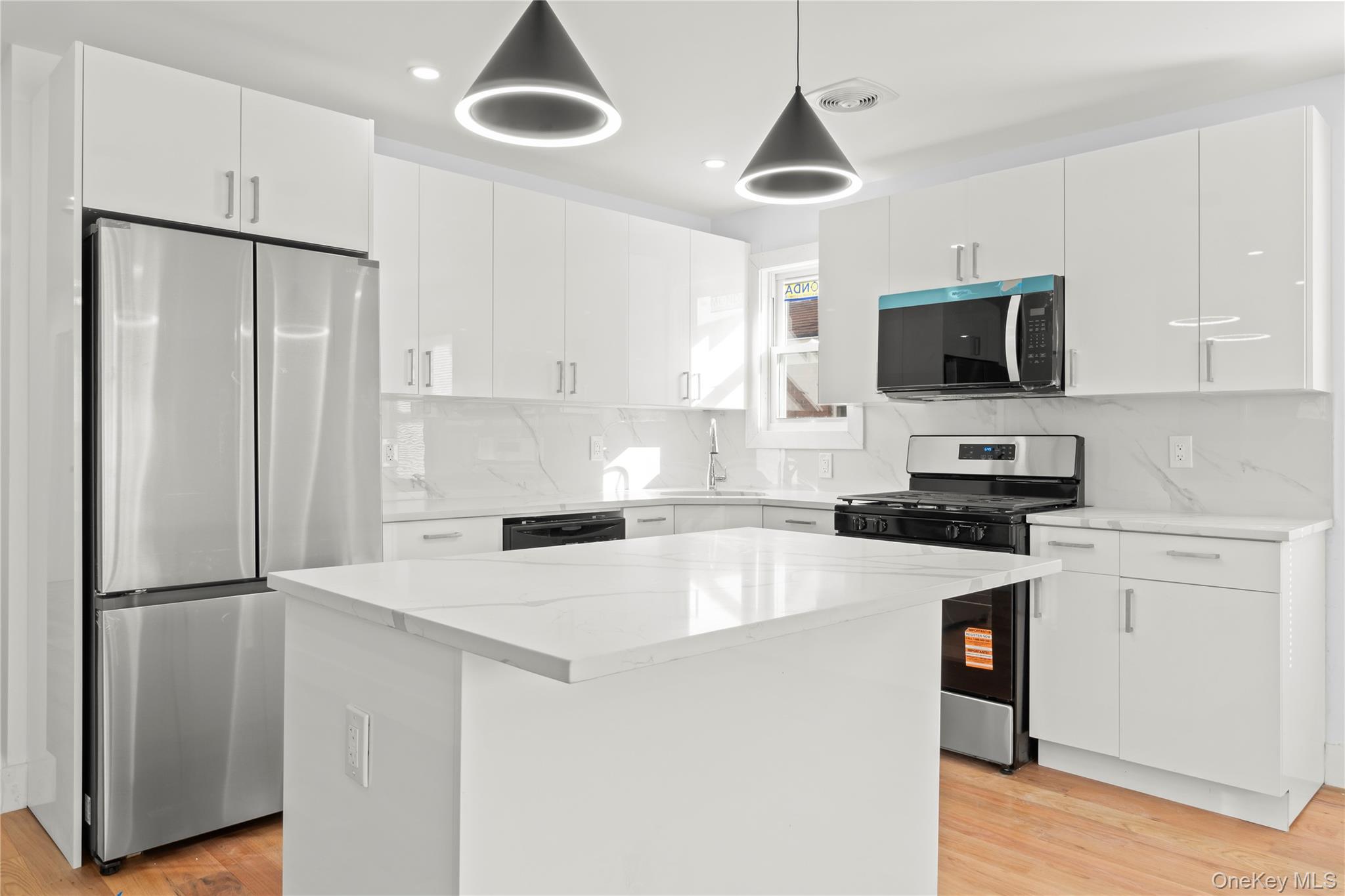 #7 photo, 24533 147th Road, Rosedale , NY 11422