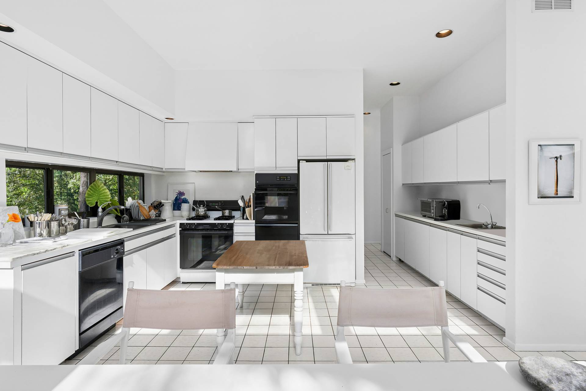 #10 photo, 15 Two Holes of Water Road, East Hampton , NY 11937