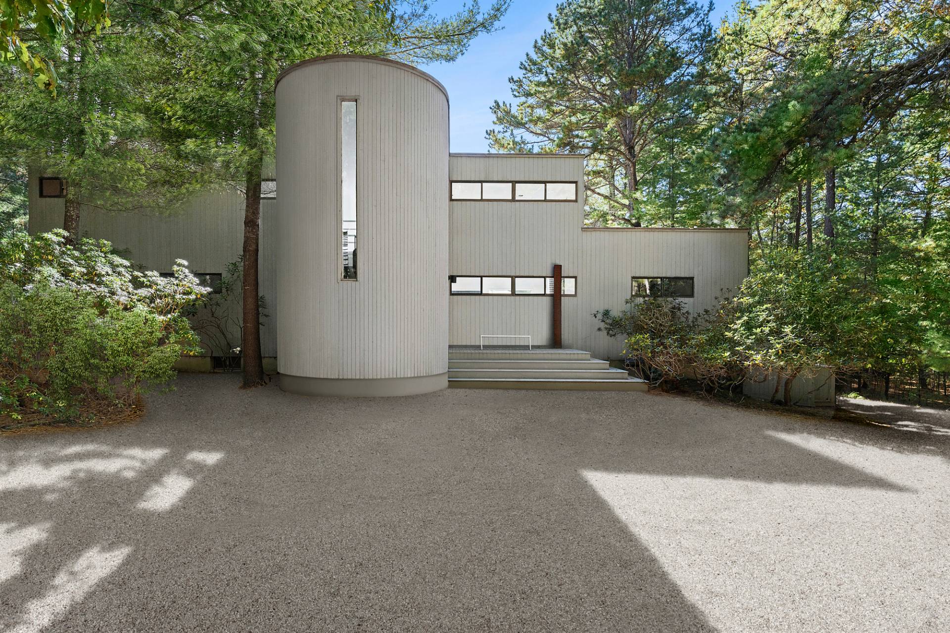 #28 photo, 15 Two Holes of Water Road, East Hampton , NY 11937