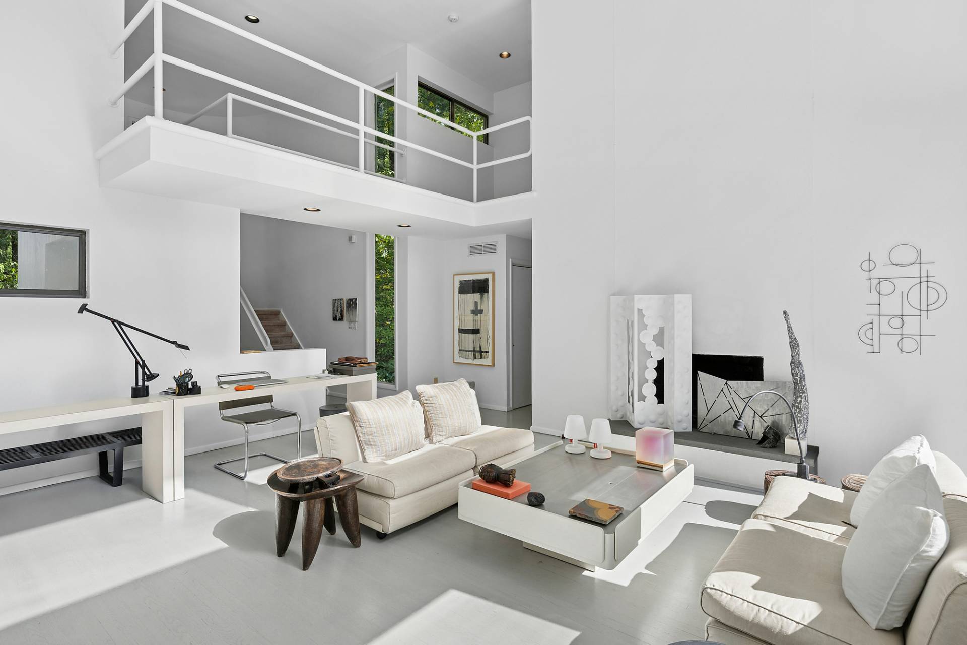 #6 photo, 15 Two Holes of Water Road, East Hampton , NY 11937