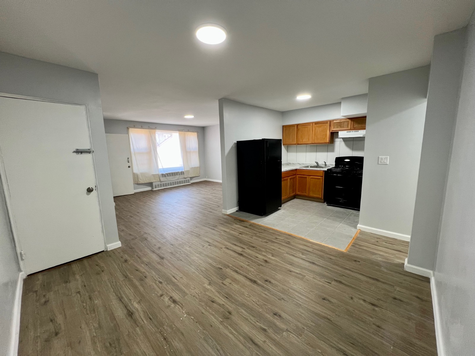 #3 photo, 644 Autumn Avenue, East New York , NY 11208