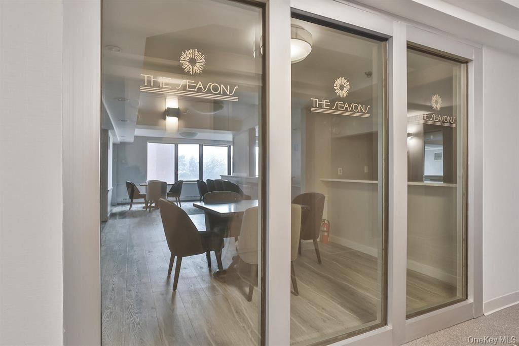 #16 photo, 4 Martine Avenue, White Plains , NY 10606