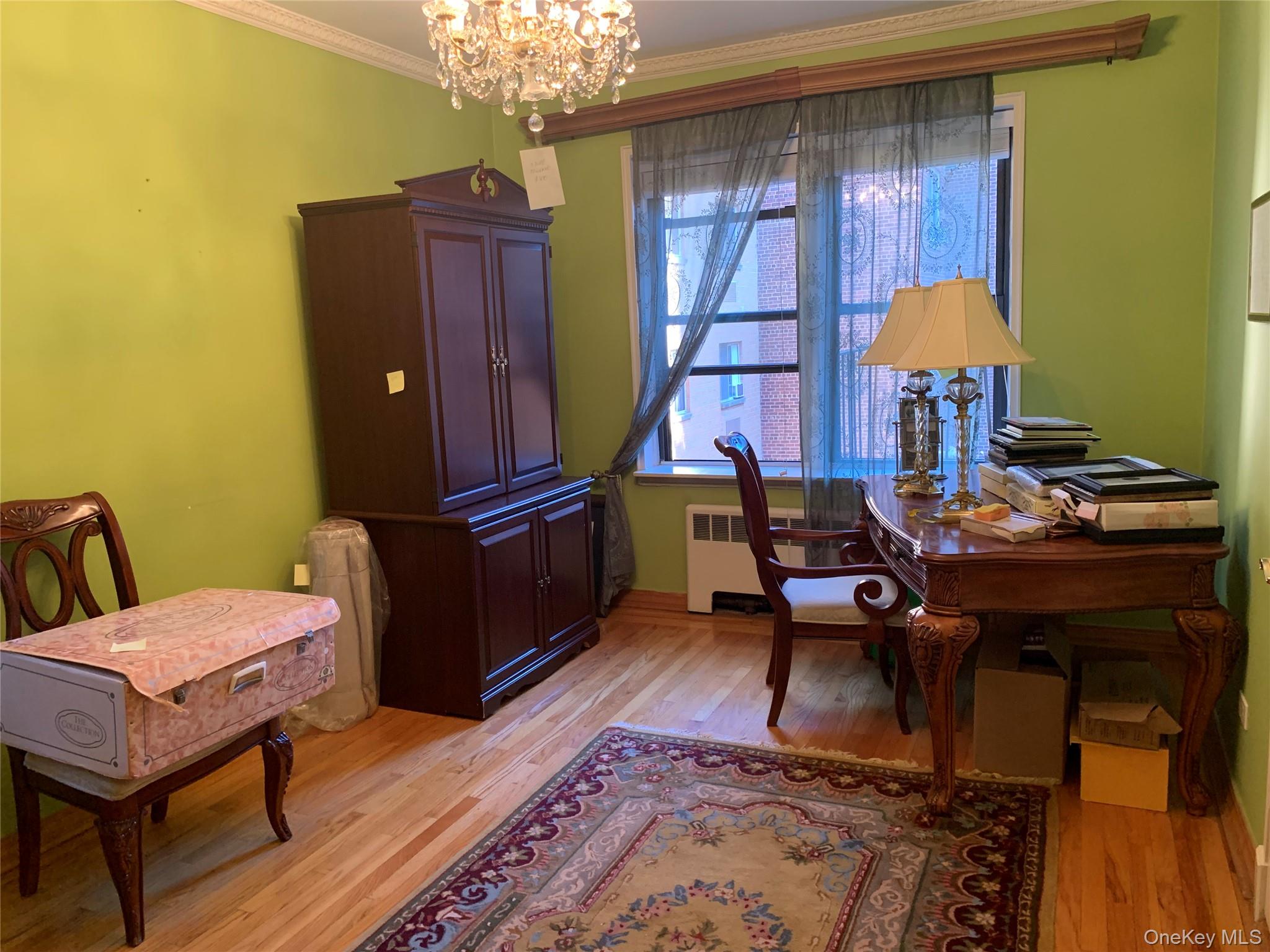 #8 photo, 72-11 110 Street, Forest Hills , NY 11375