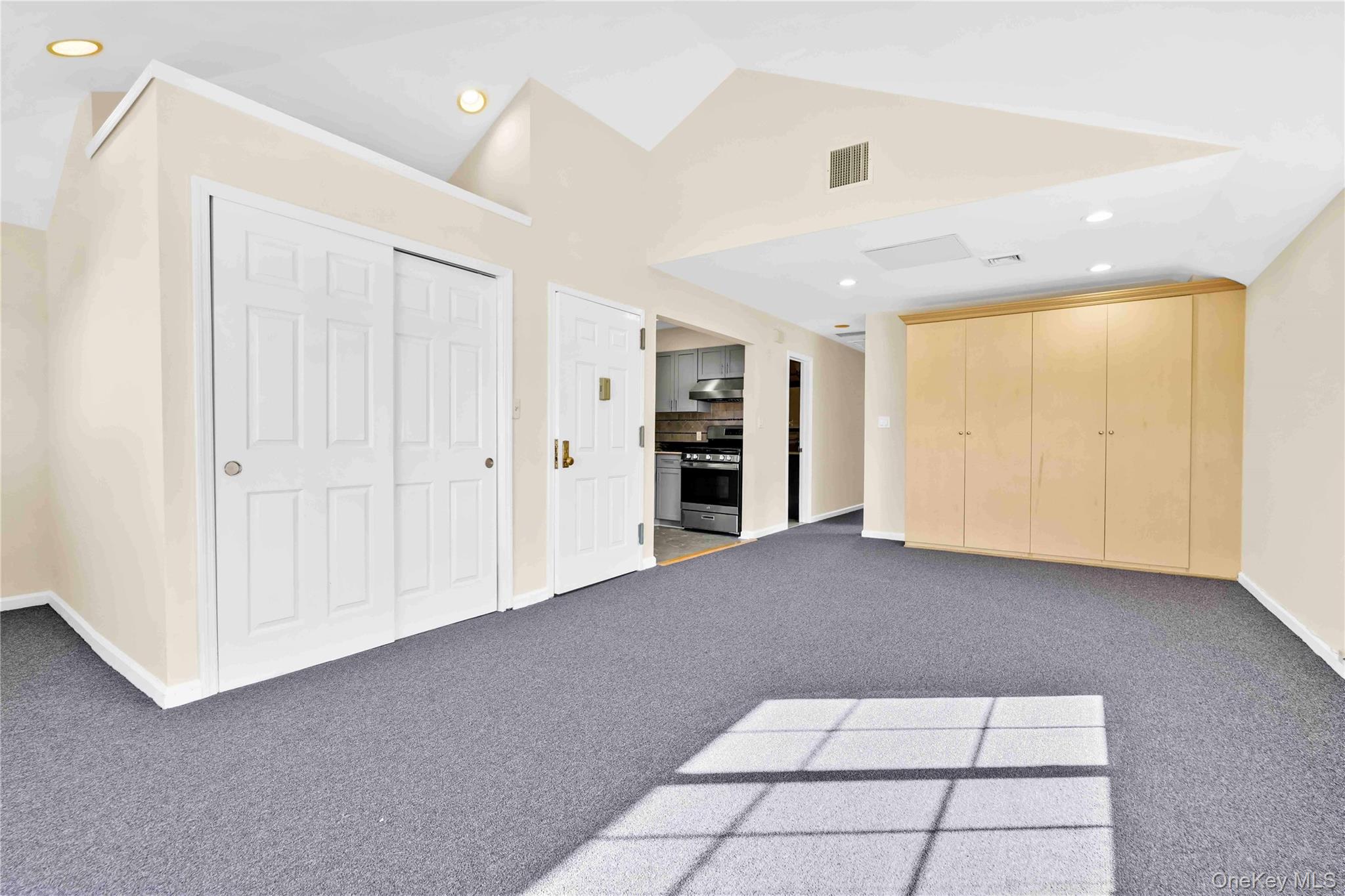 #13 photo, 88-20 70th Road, クイーンズ区 Forest Hills , NY 11375