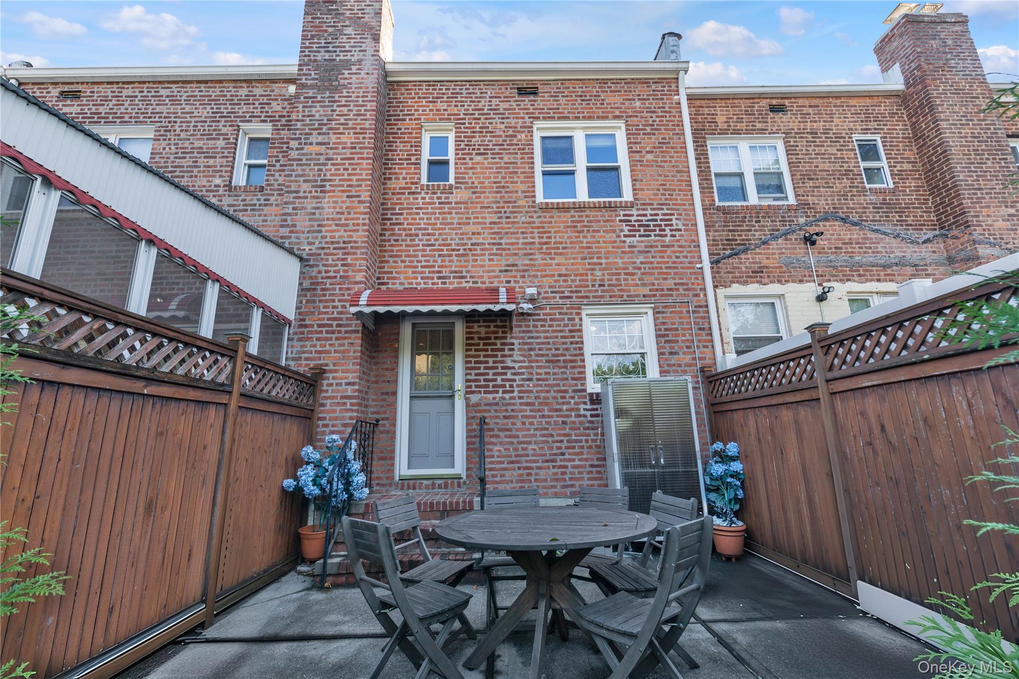 #13 photo, 7-16 160th Street, Whitestone , NY 11357