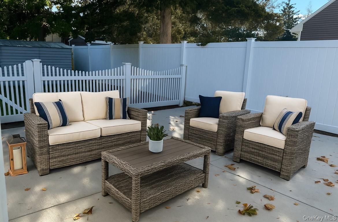 #16 photo, 344 Van Buren Street, West Babylon , NY 11704