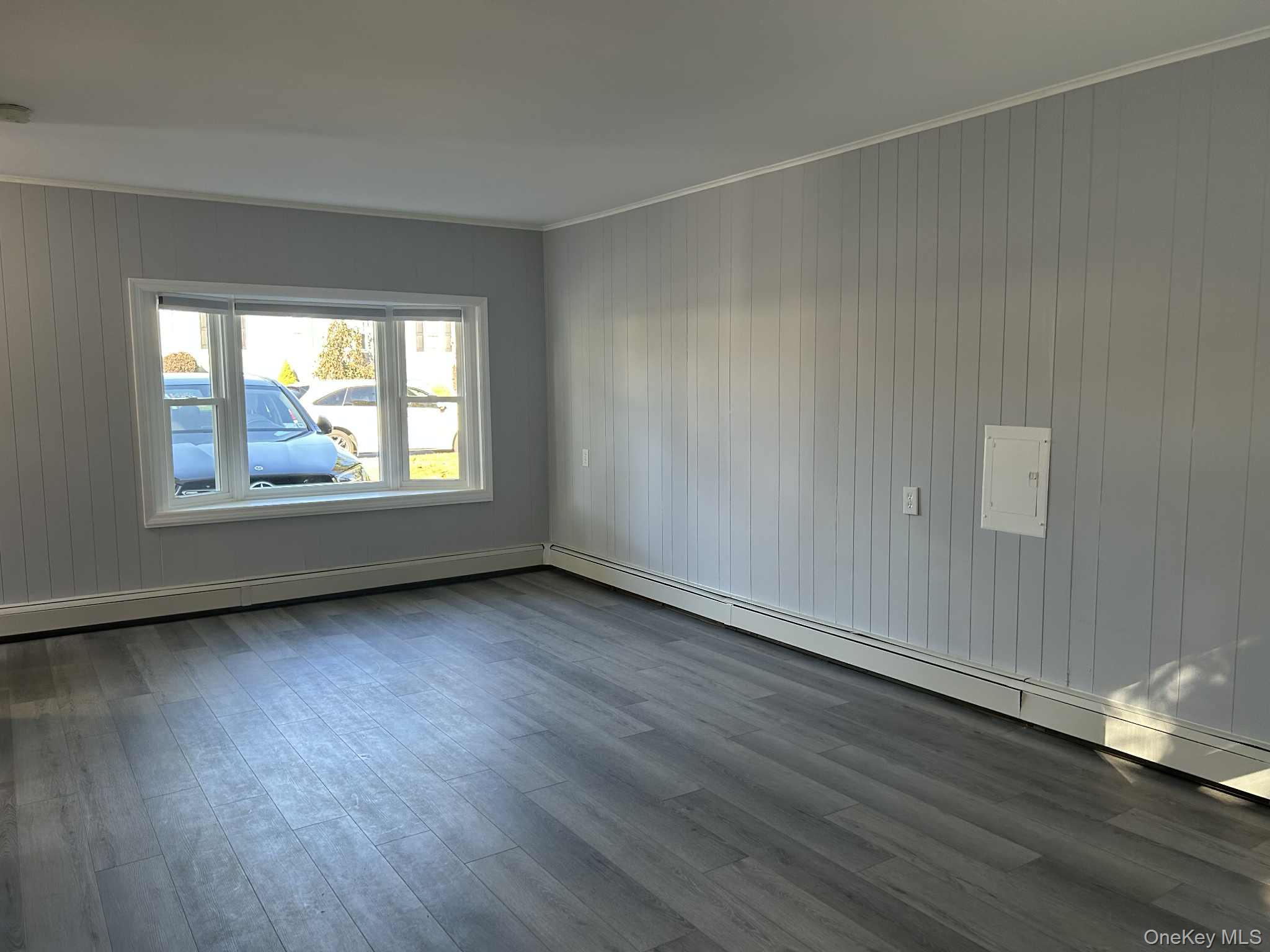 #4 photo, 344 Van Buren Street, サフォーク郡 West Babylon , NY 11704