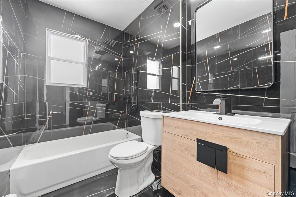 #3 photo, 1010 Van Siclen Avenue, Brooklyn , NY 11207