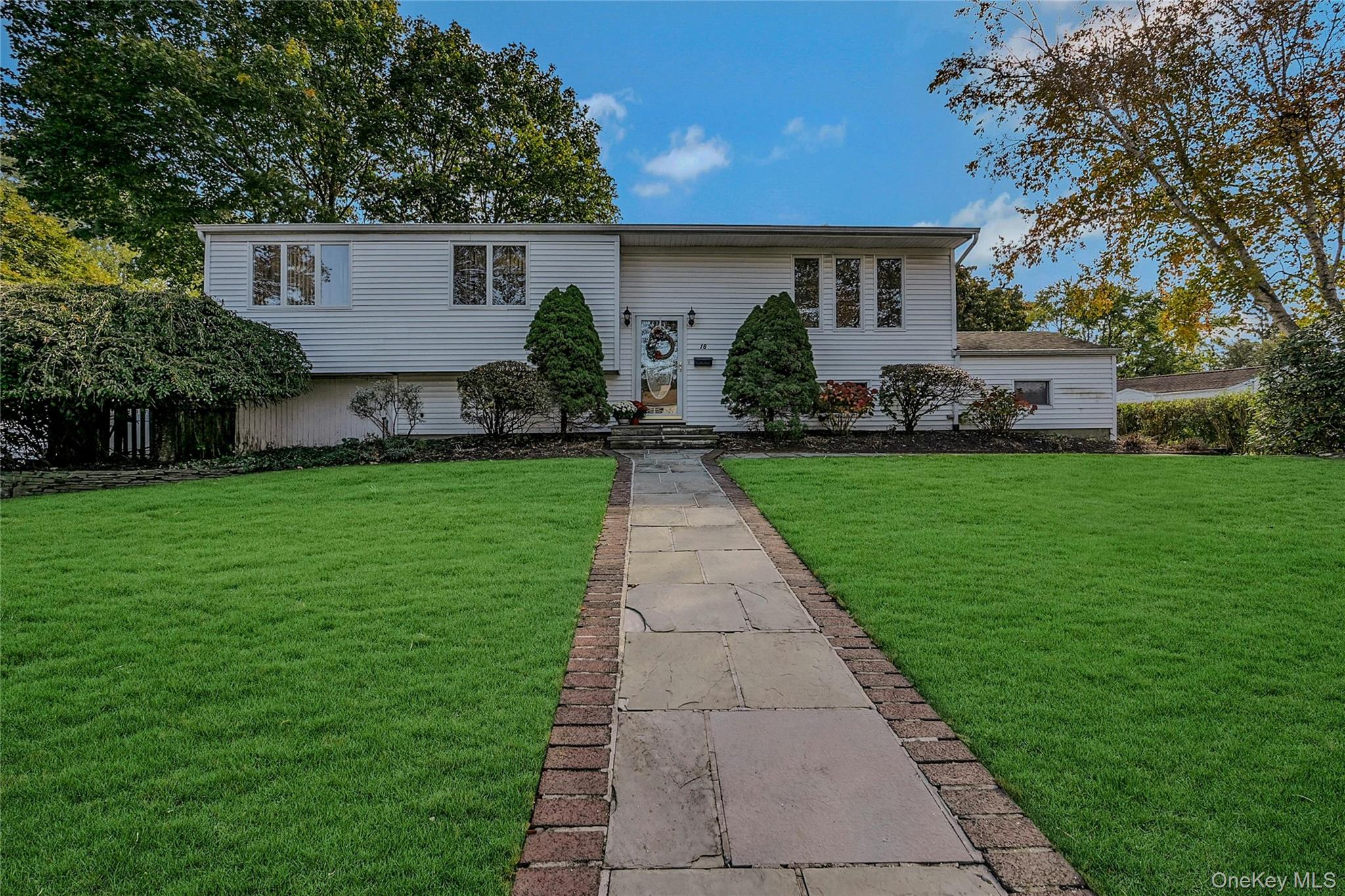 #1 photo, 18 Pomper Drive, East Northport , NY 11731