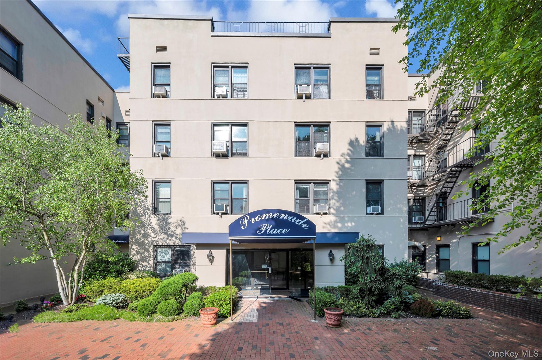 #1 photo, 11 Wooleys Lane, Great Neck , NY 11021