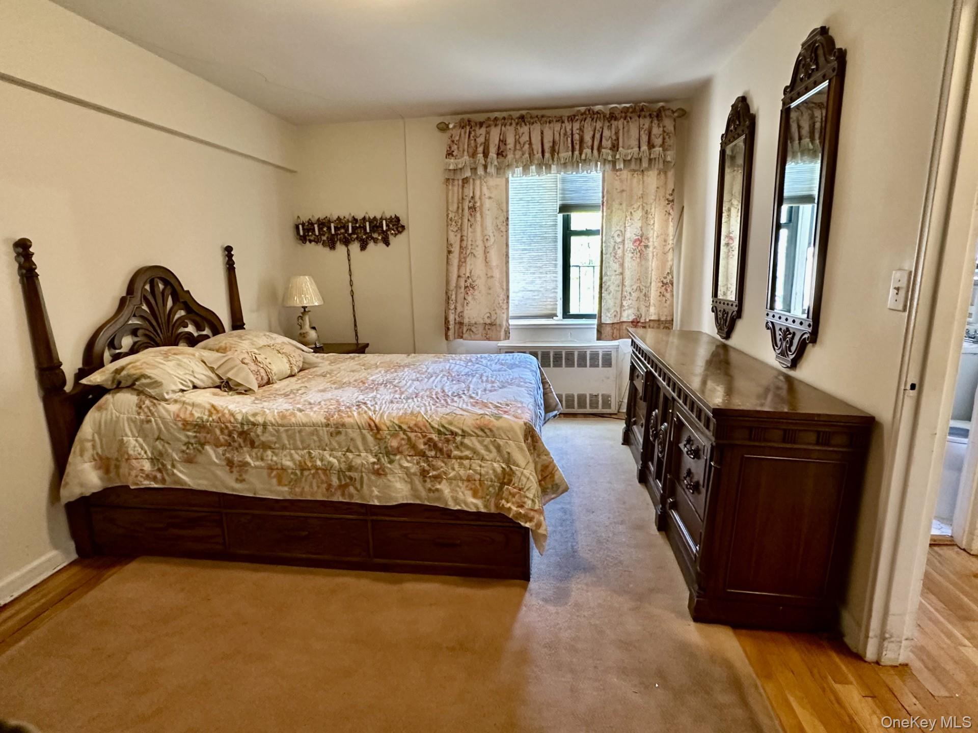 #12 photo, 11 Wooleys Lane, Great Neck , NY 11021