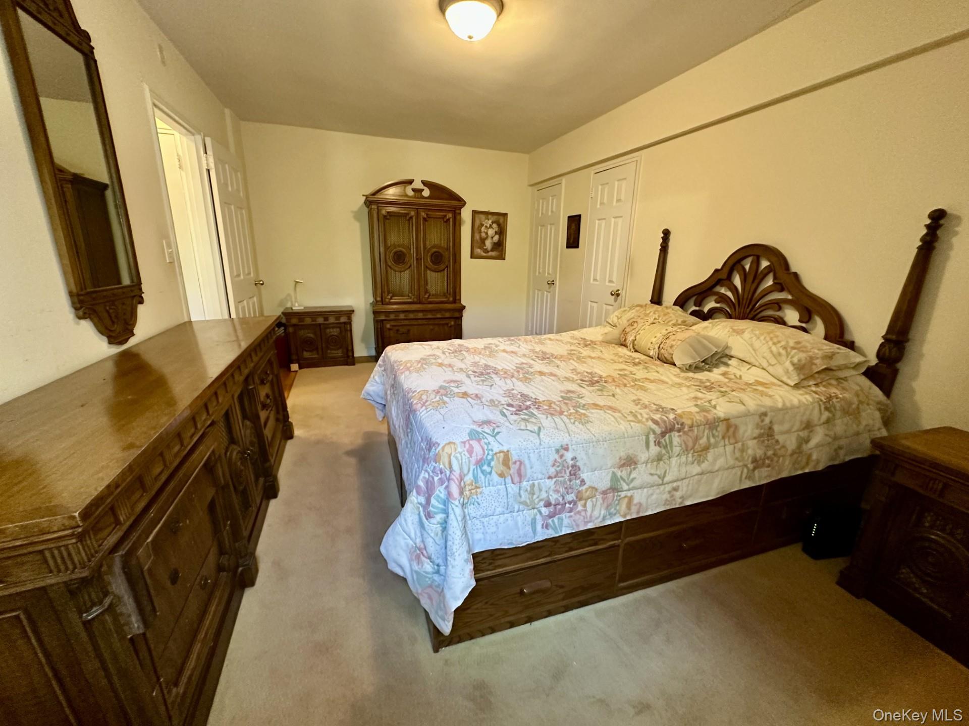 #13 photo, 11 Wooleys Lane, Great Neck , NY 11021