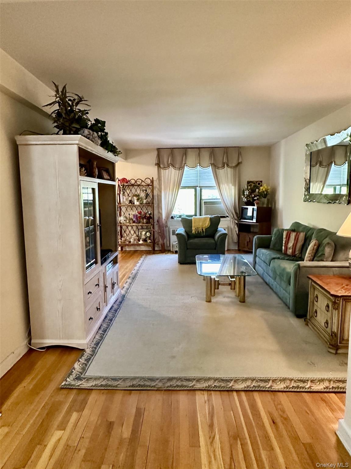 #7 photo, 11 Wooleys Lane, Great Neck , NY 11021