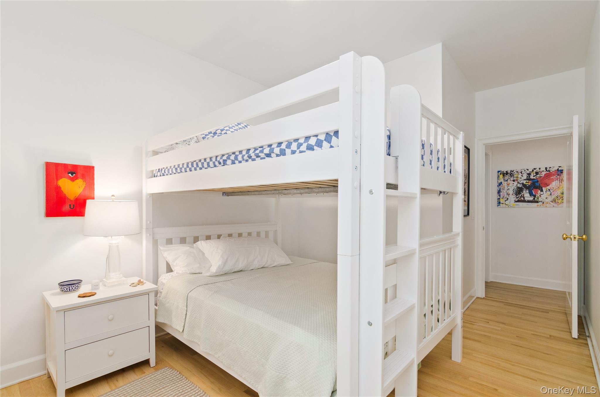 #13 photo, 260 Dune Road, Westhampton Beach , NY 11978