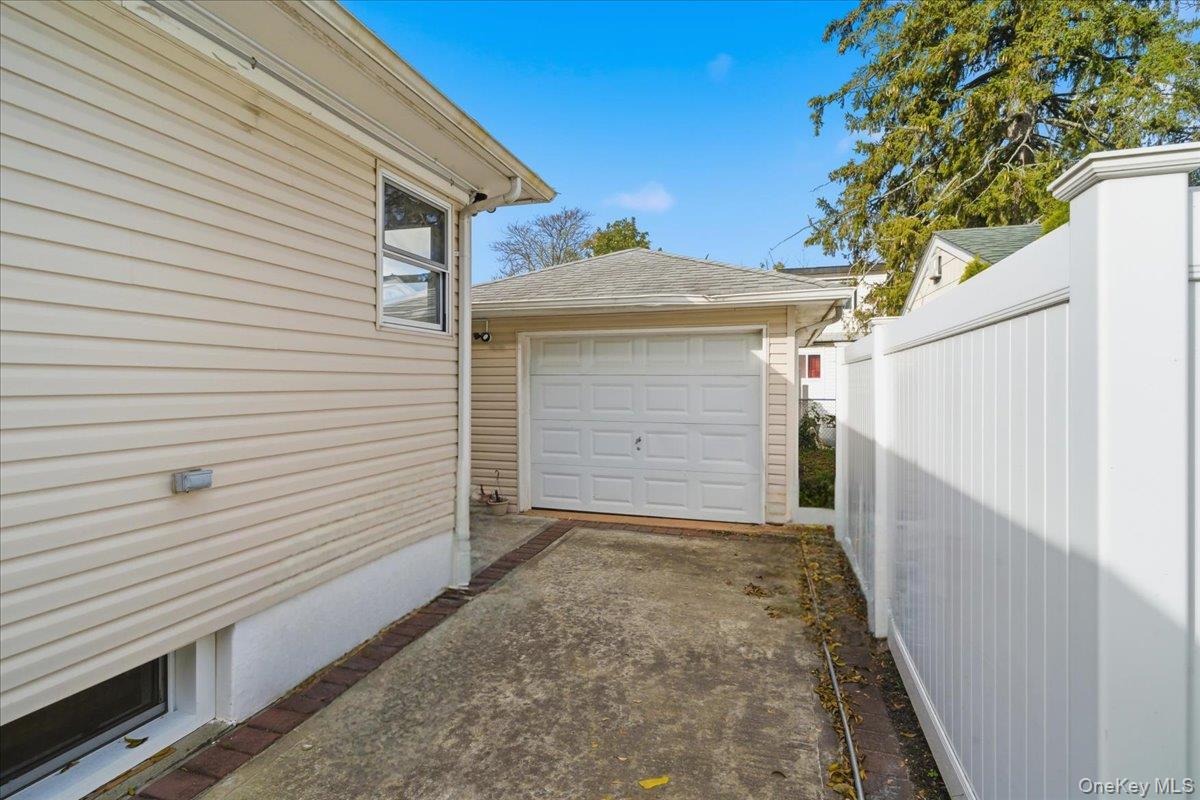 #4 photo, 1040 Brookside Avenue, ナッソー郡 Uniondale , NY 11553