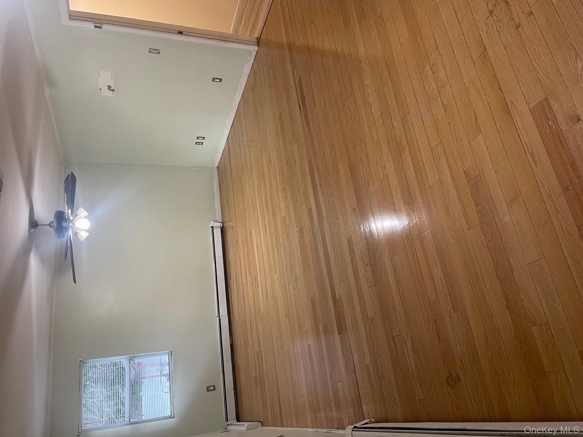 #7 photo, 185 Parkview Drive, サフォーク郡 Shirley , NY 11967