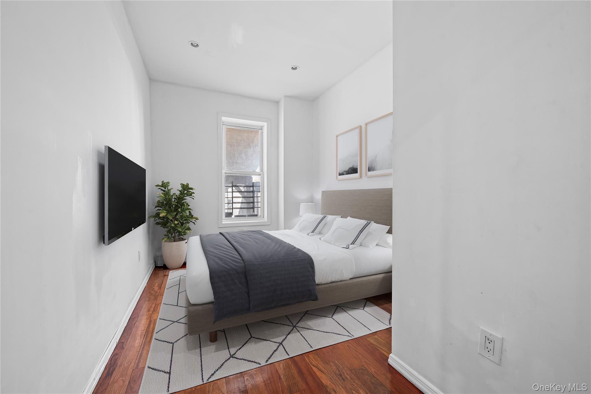 #7 photo, 1323 Sutter Avenue, Brooklyn , NY 11208