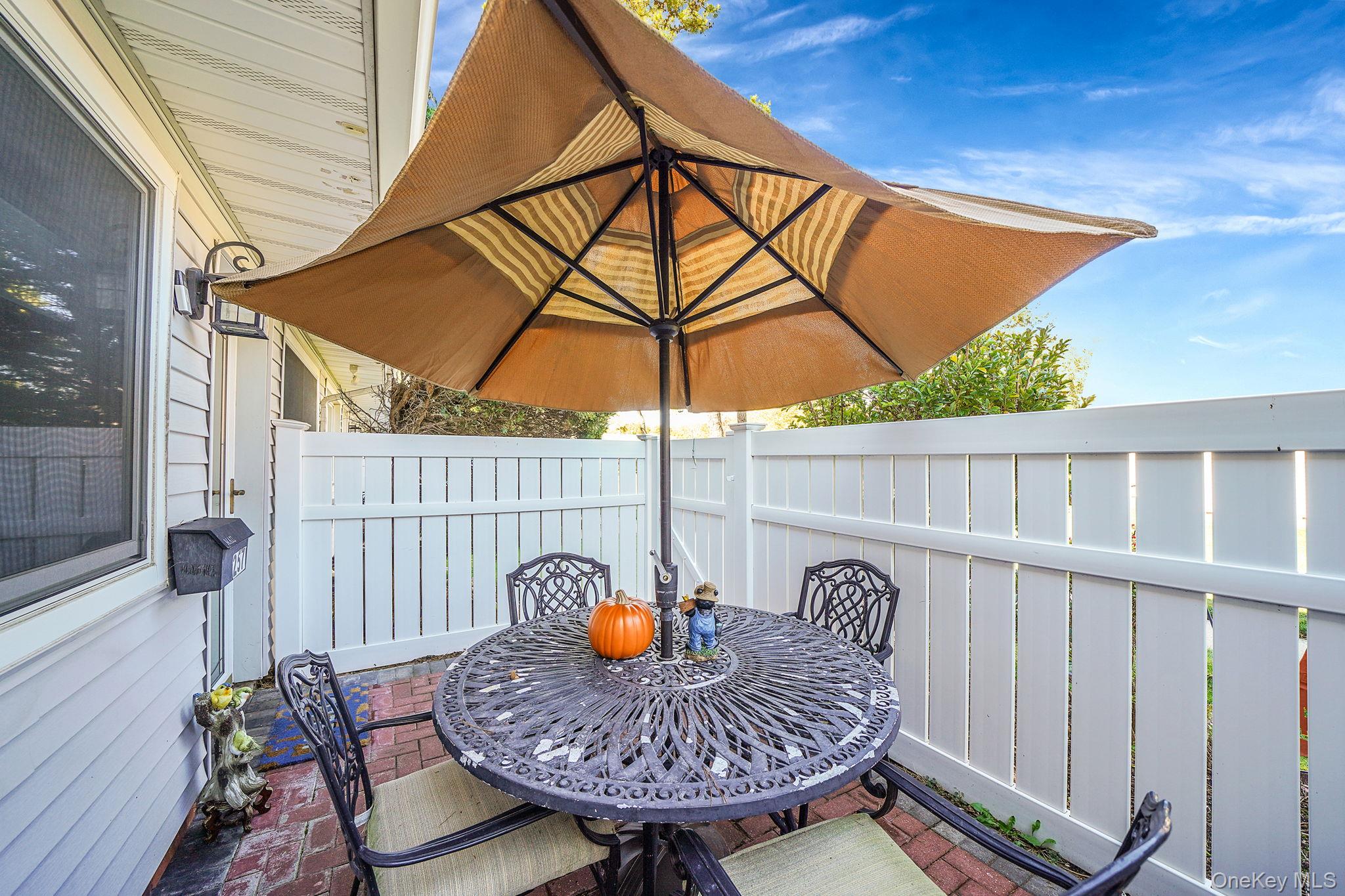 #5 photo, 257 Storm Drive, Holtsville , NY 11742