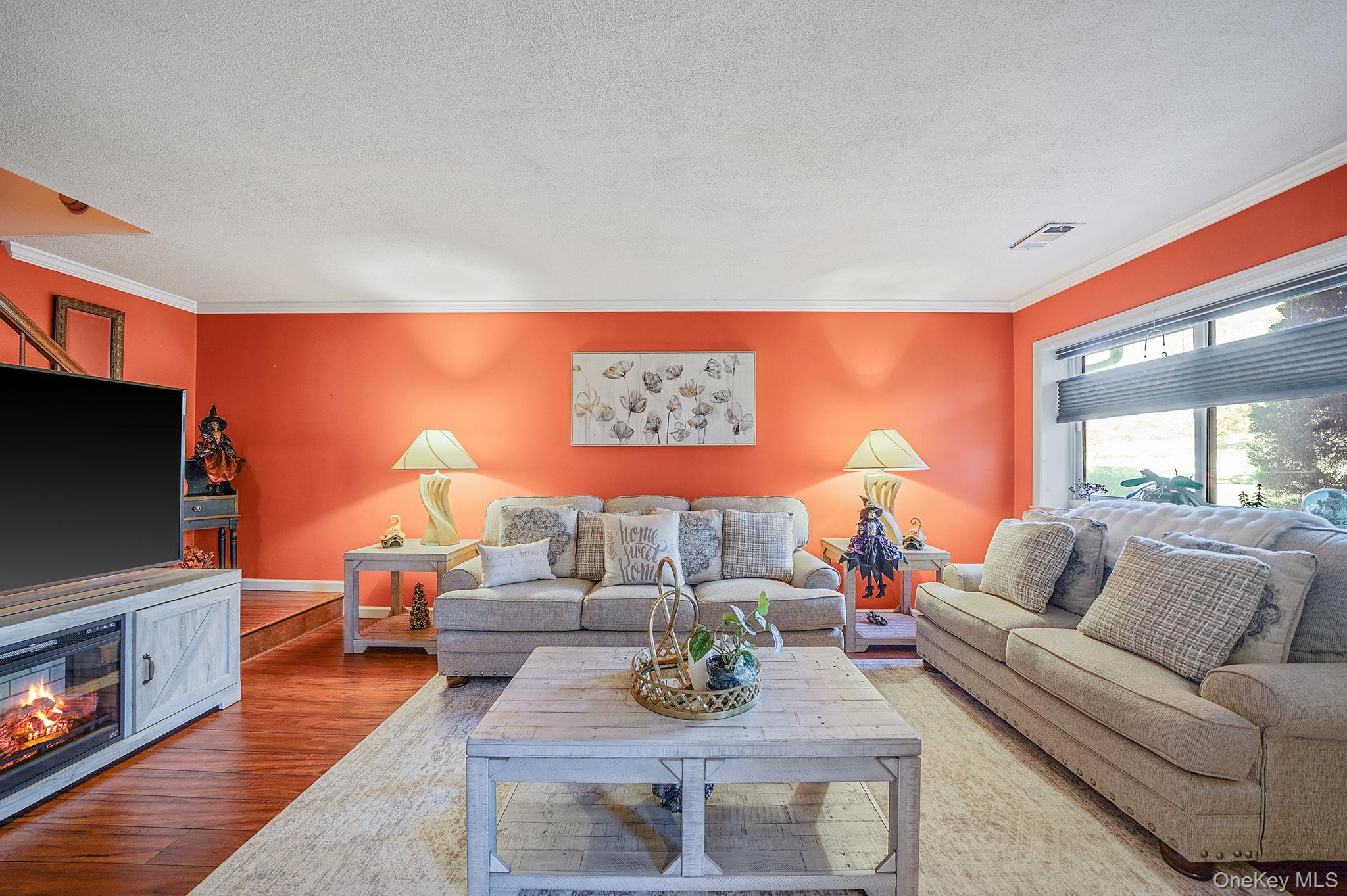 #6 photo, 257 Storm Drive, Holtsville , NY 11742