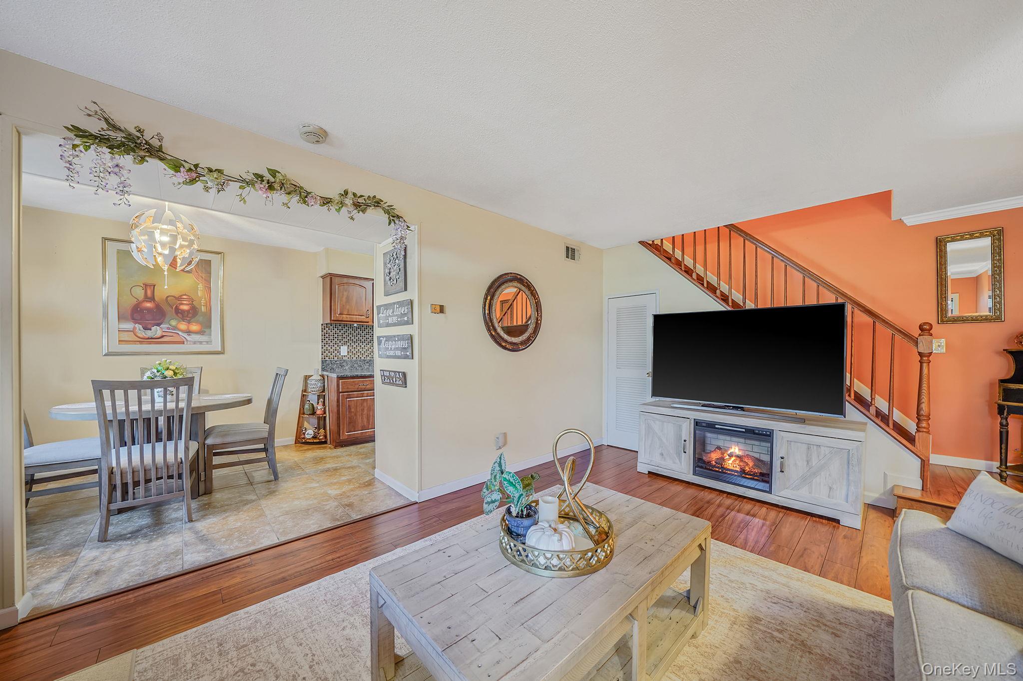 #9 photo, 257 Storm Drive, Holtsville , NY 11742