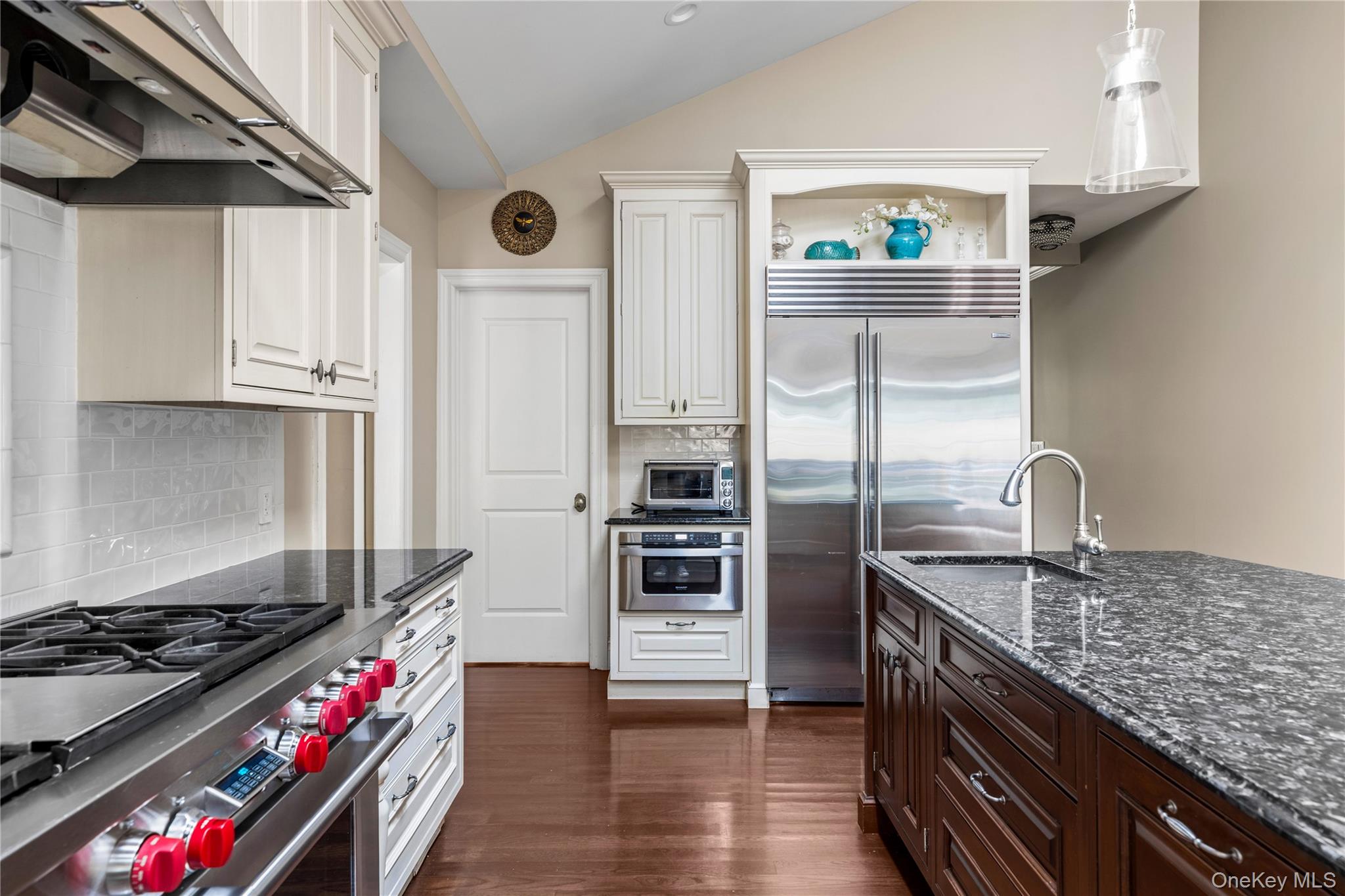 #17 photo, 80 Wheatley Road, Old Westbury , NY 11568