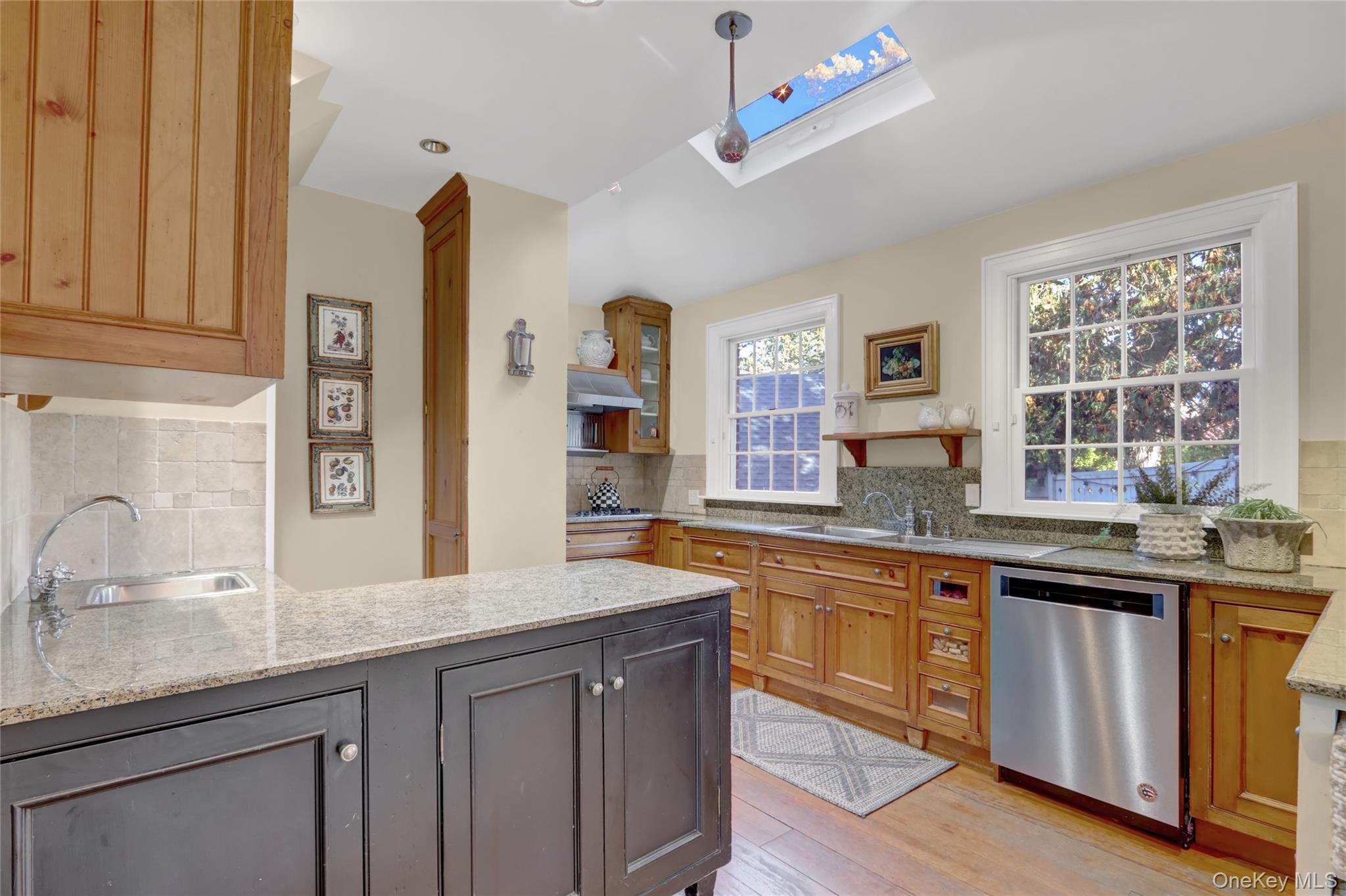 #15 photo, 51-27 Browvale Lane, Little Neck , NY 11362