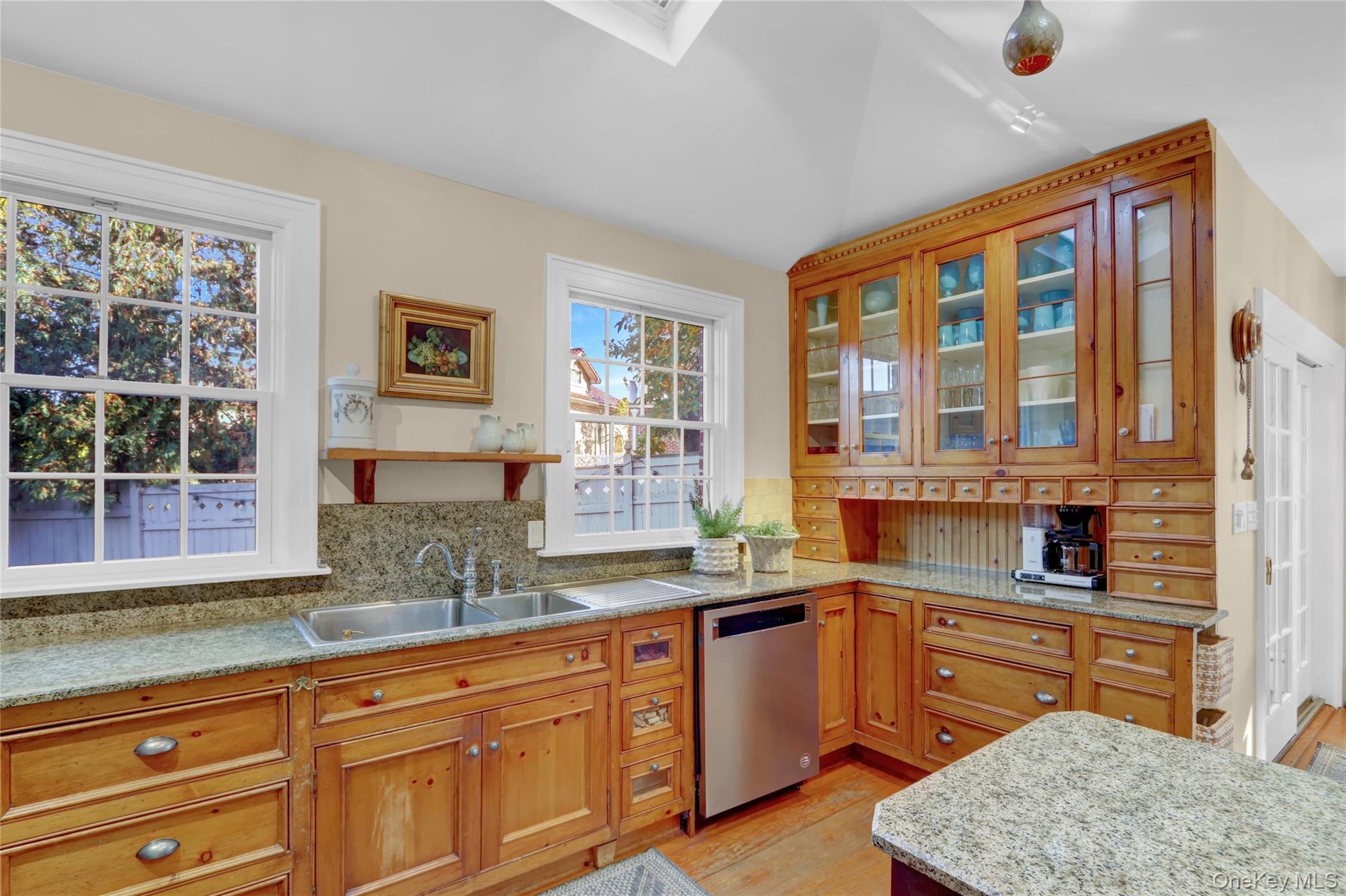 #16 photo, 51-27 Browvale Lane, Little Neck , NY 11362