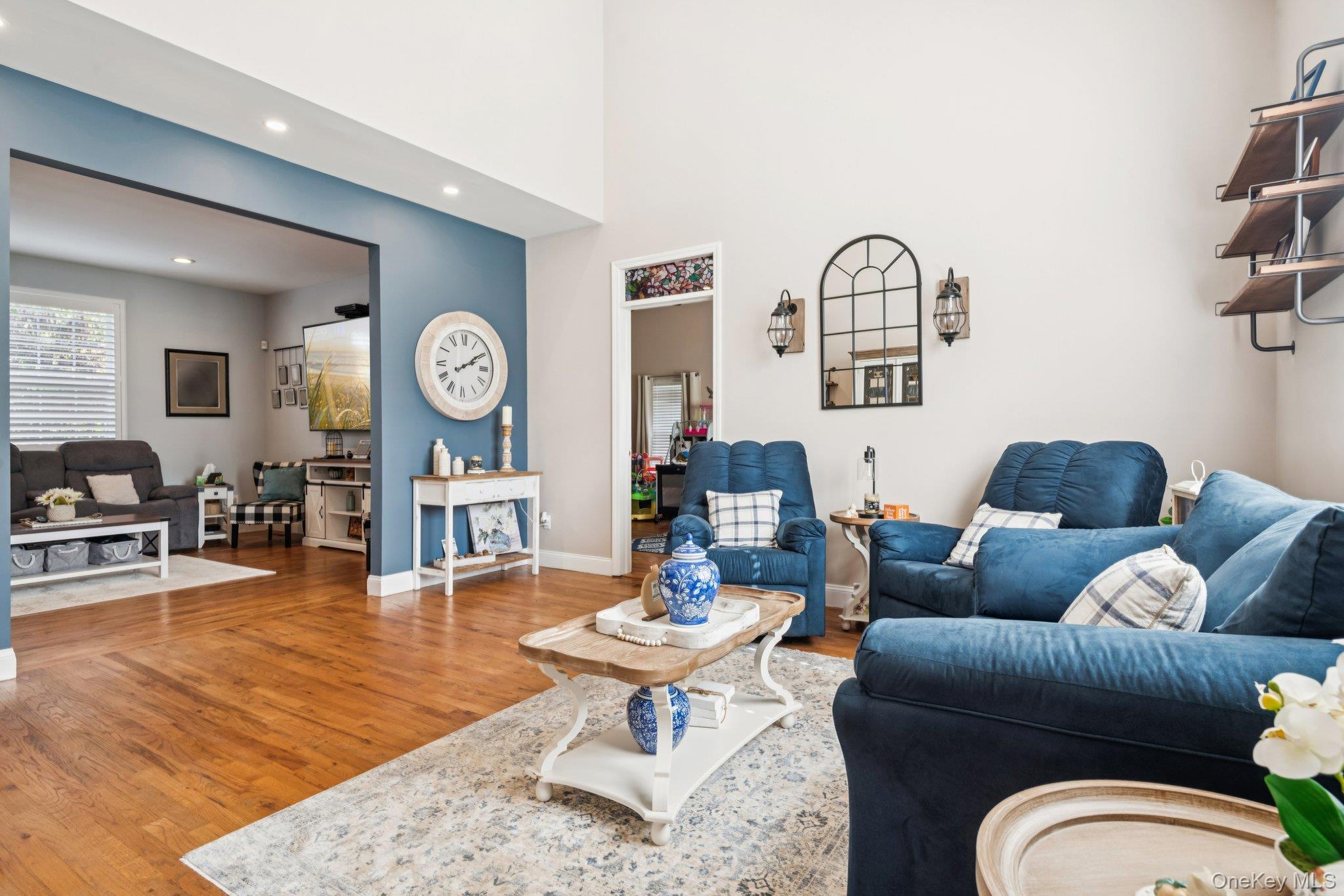 #13 photo, 6 Landings Lane, Patchogue , NY 11772