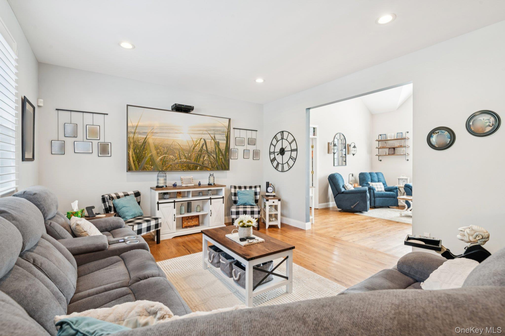 #16 photo, 6 Landings Lane, Patchogue , NY 11772