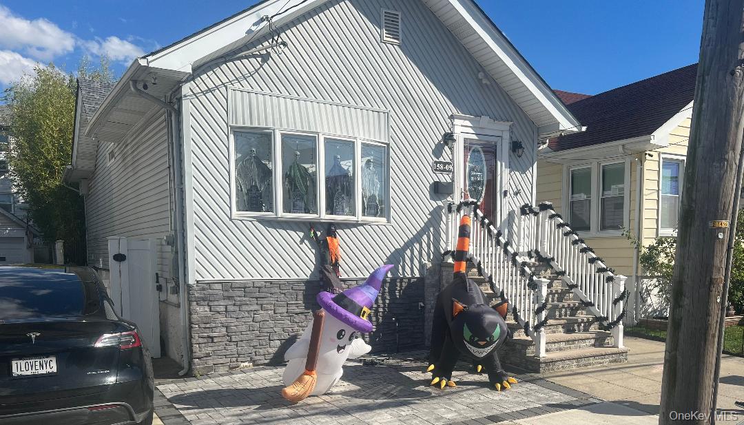 #2 photo, 158-09 102 Street, Howard Beach , NY 11414