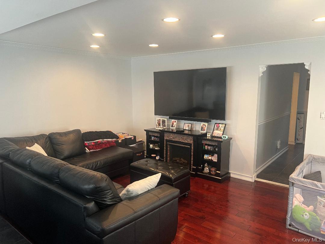 #8 photo, 158-09 102 Street, Howard Beach , NY 11414