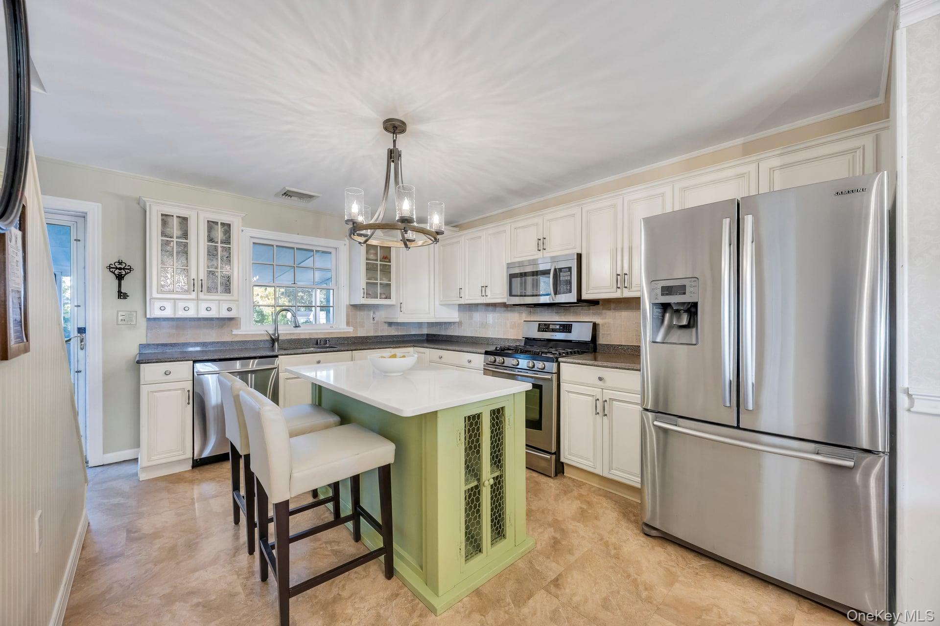 #10 photo, 566 Elder Lane, Ronkonkoma , NY 11779