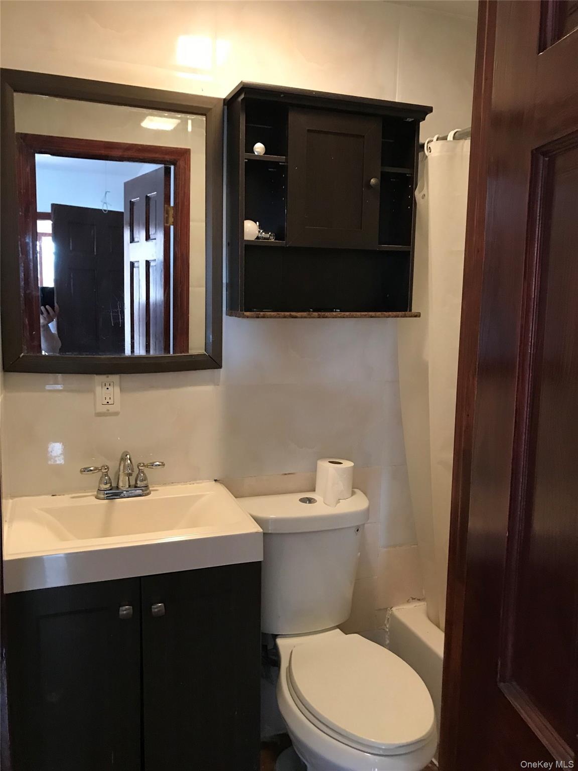 #3 photo, 57-30 Main Street, クイーンズ区 Flushing , NY 11355